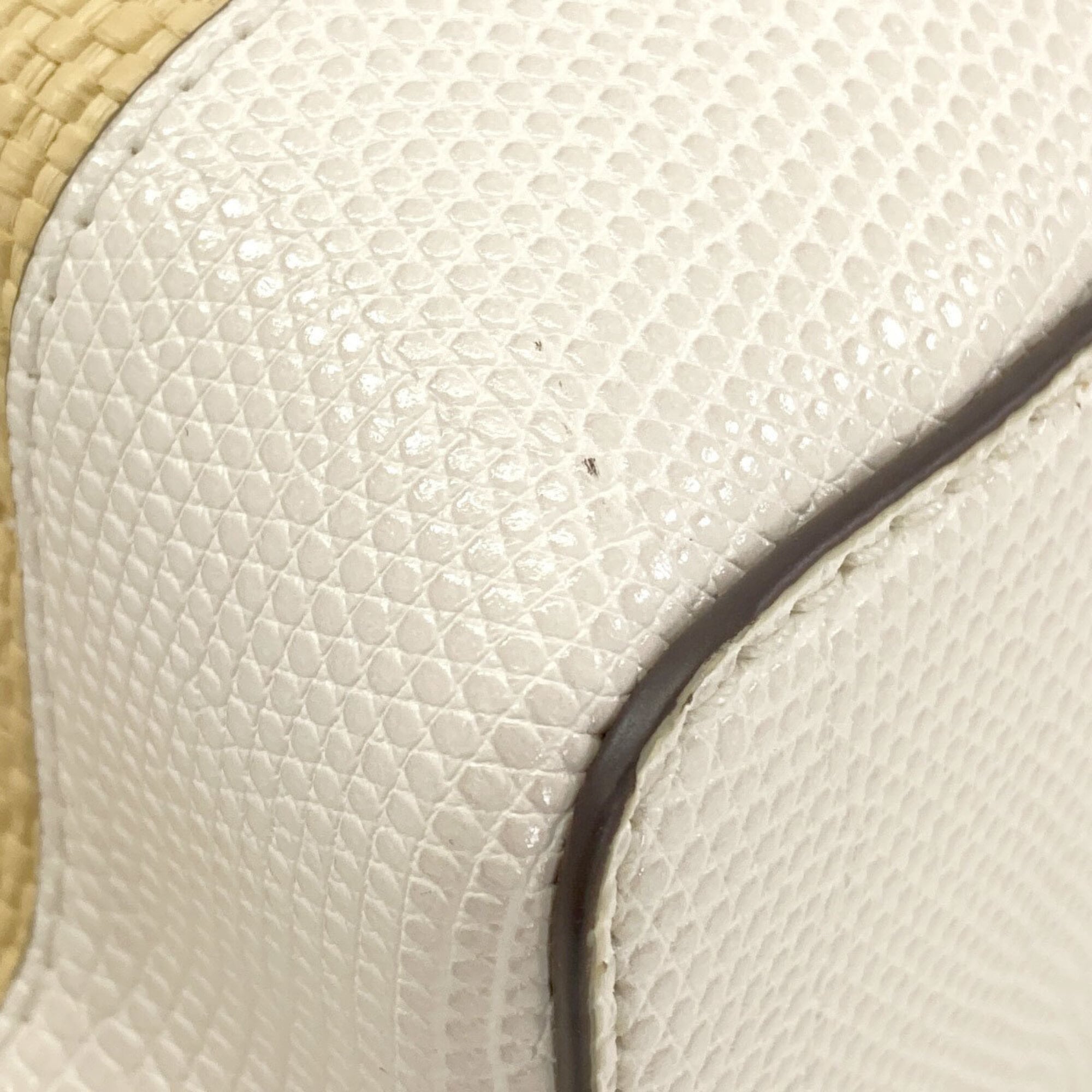 Michael Kors Beige Leather Straw Handbag (Pre-Owned)