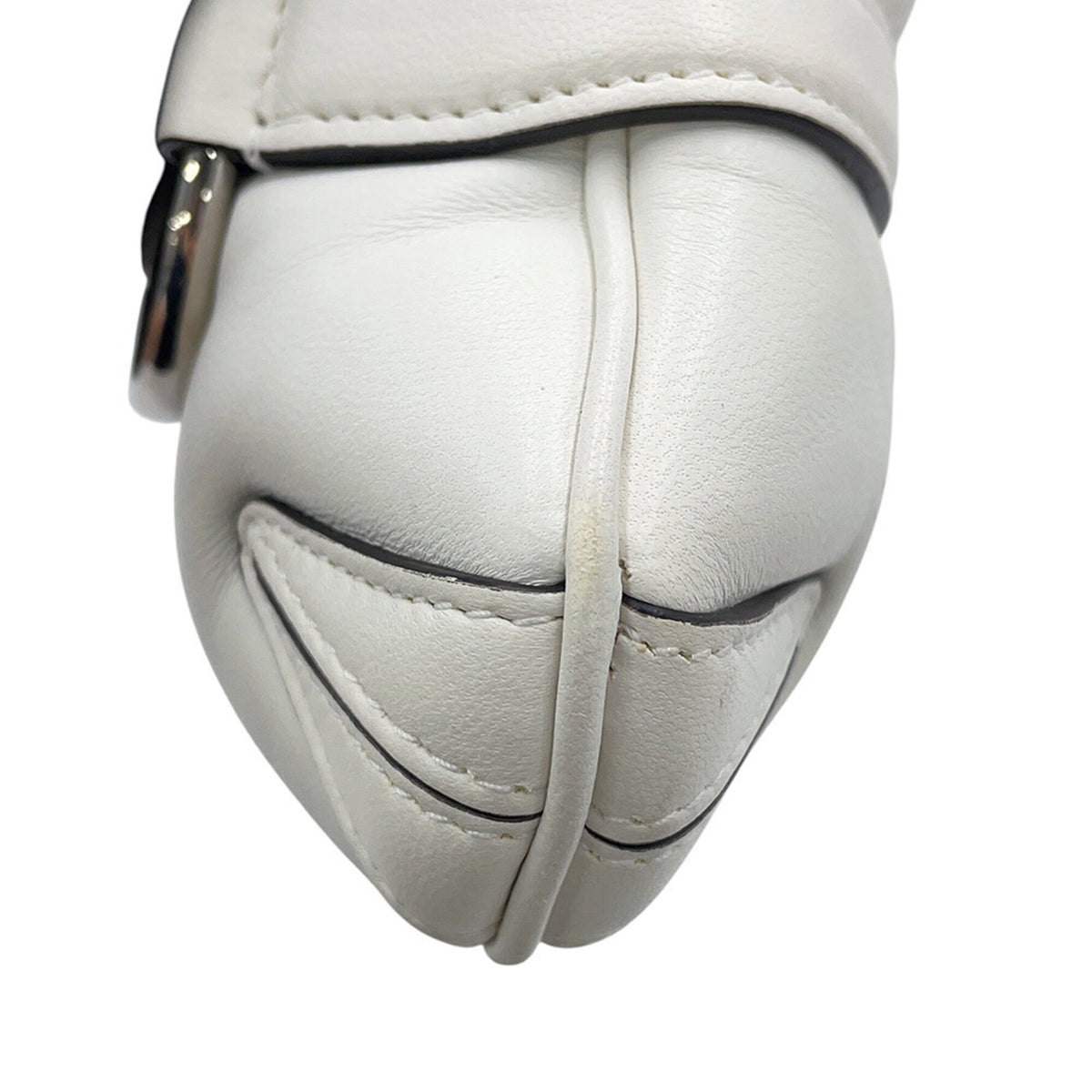 Gucci Horsebit White Leather Handbag (Pre-Owned)