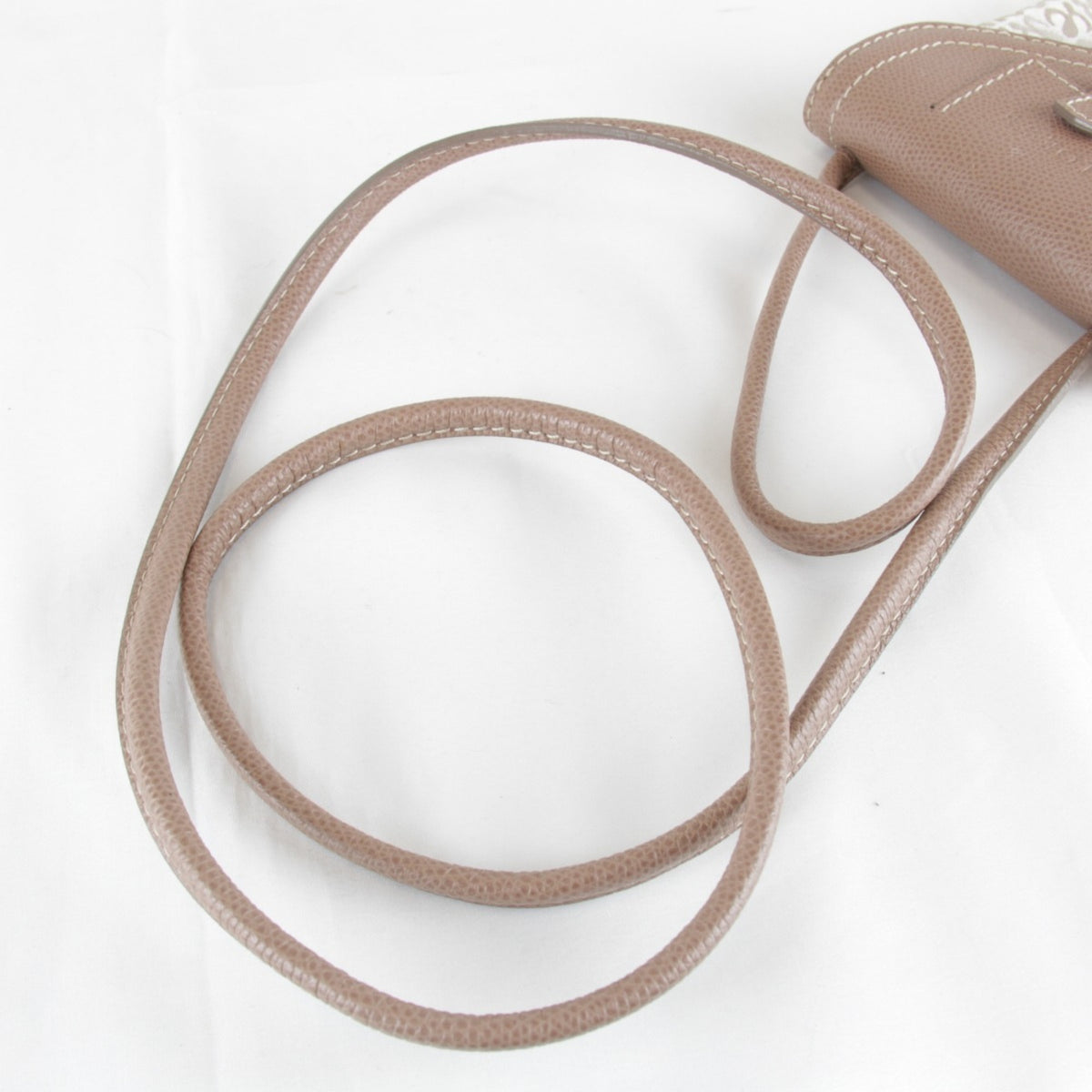 Loewe Beige Canvas Pochette Shoulder Bag (Pre-Owned)