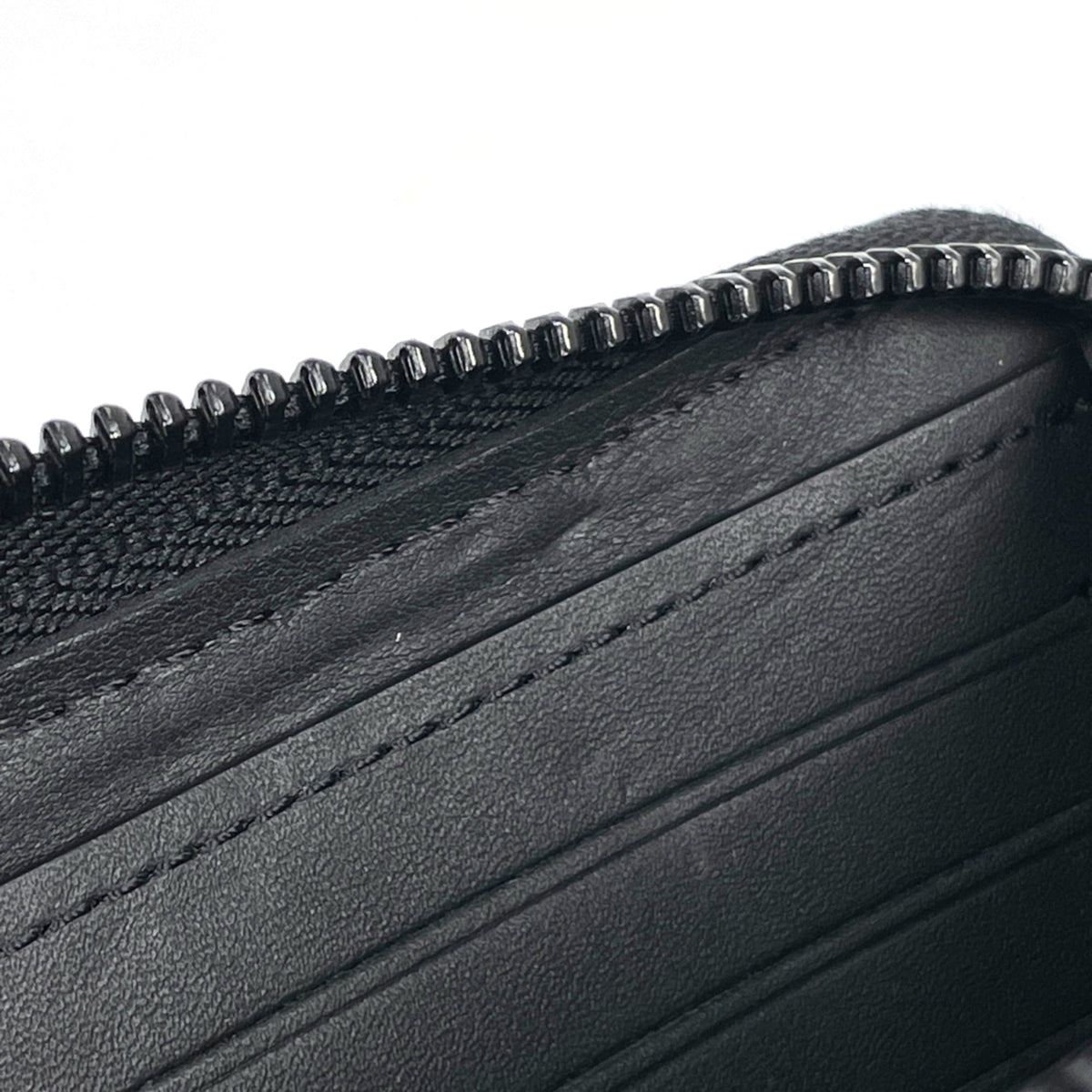 Louis Vuitton Black Monogram Noir Monogram Long Wallet (Bi-Fold) (Pre-Owned)