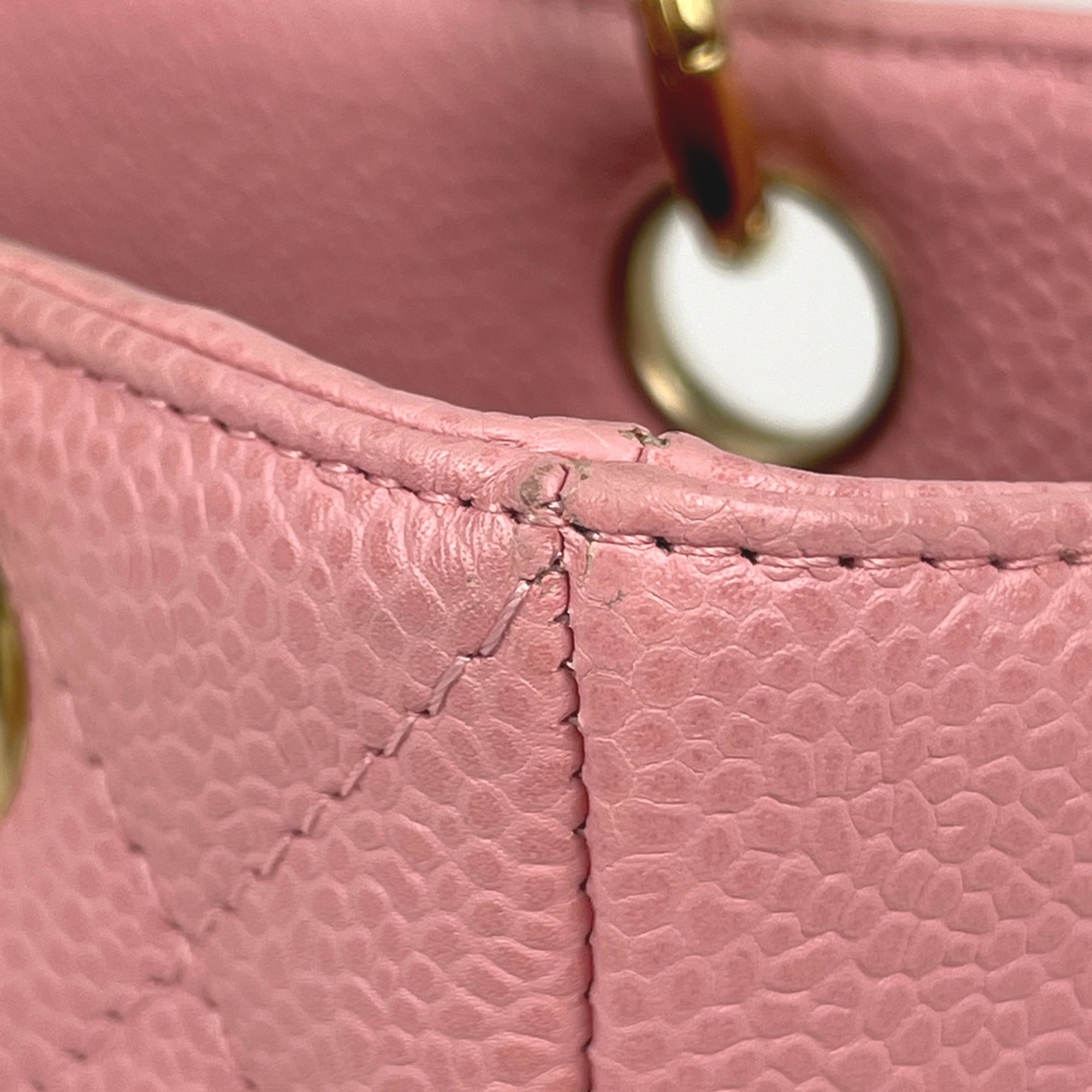Chanel Matelasse Pink Grained Calfskin Tote Bag (Pre-Owned)