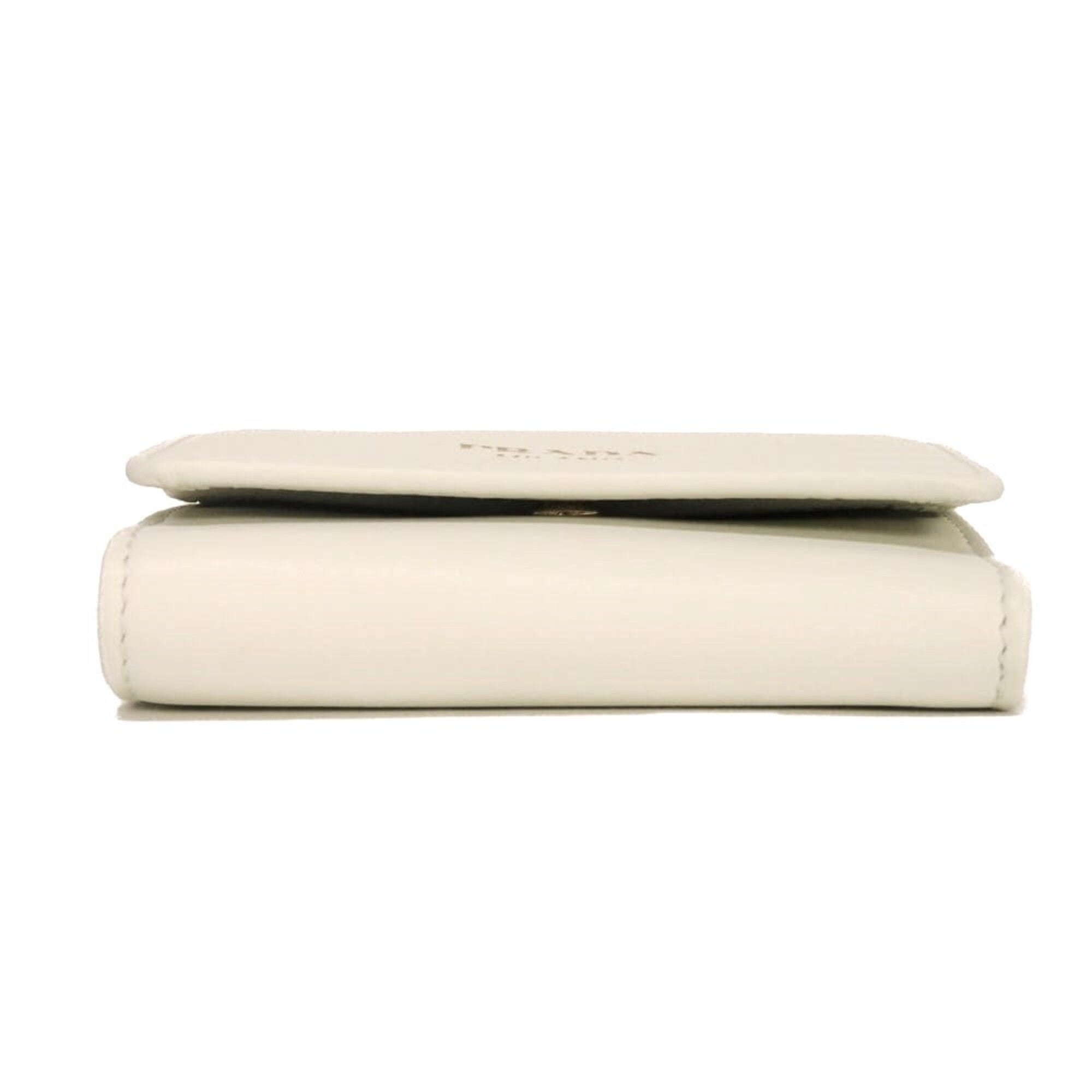Prada White Wallet (Tri-Fold) (Pre-Owned)