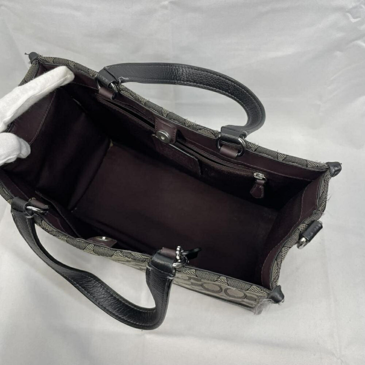 Coach Silver Signature Line Tote Bag (Pre-Owned)