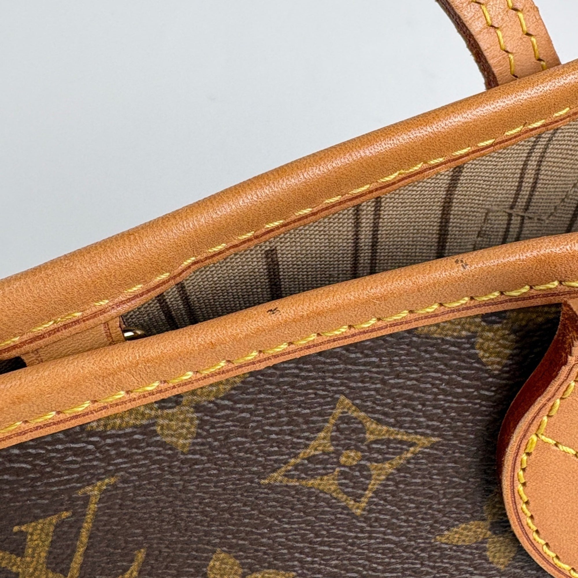 Louis Vuitton Brown Monogram Handbag Tote Bag (Pre-Owned)