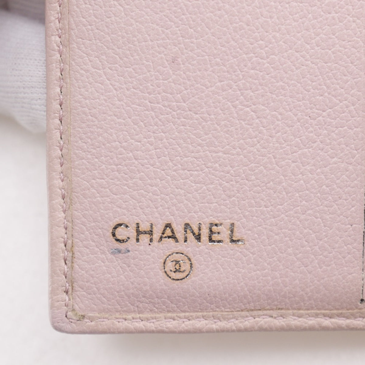 Chanel Pink Leather Wallet (Bi-Fold) (Pre-Owned)