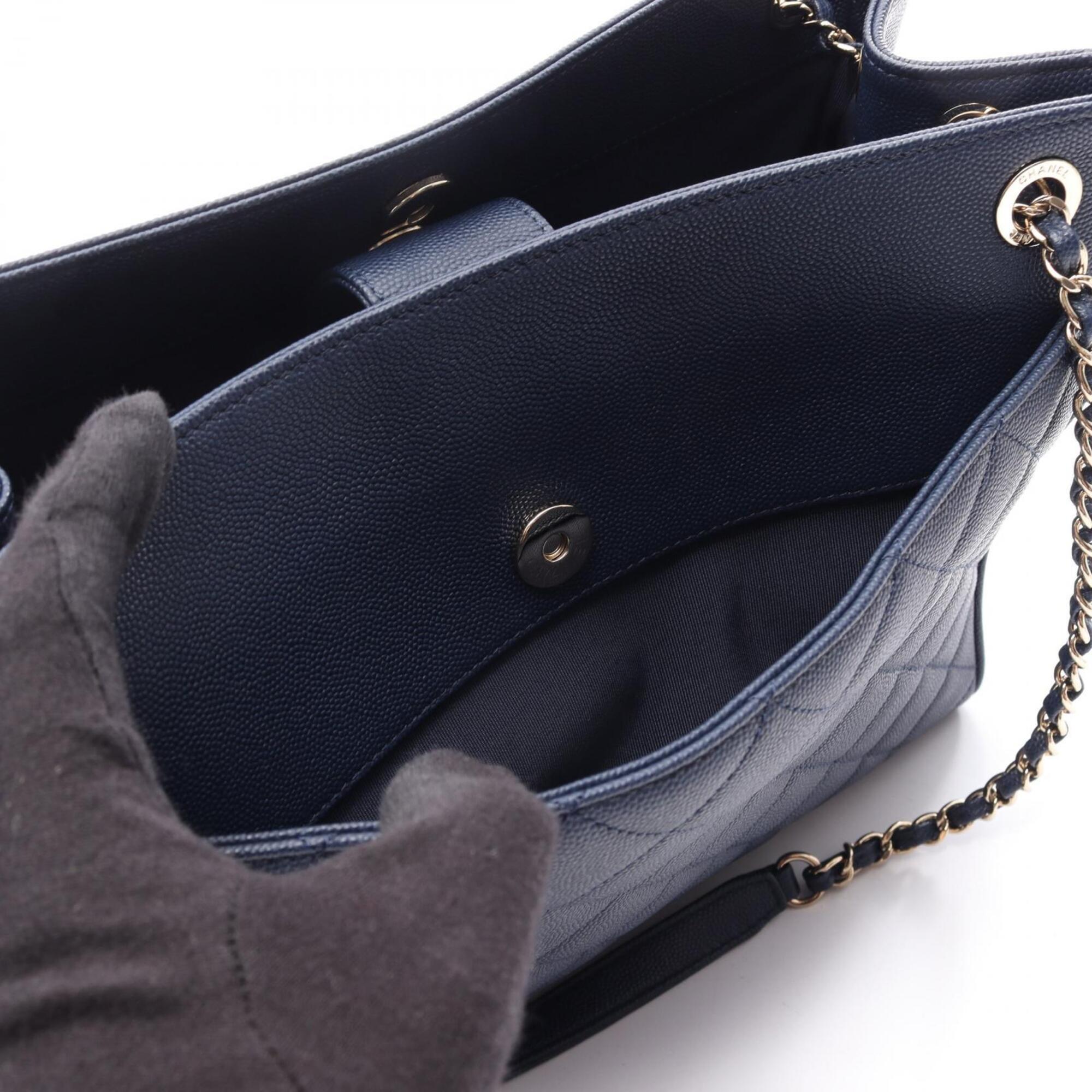 Chanel Navy Grained Calfskin Handbag Shoulder Bag (Pre-Owned)