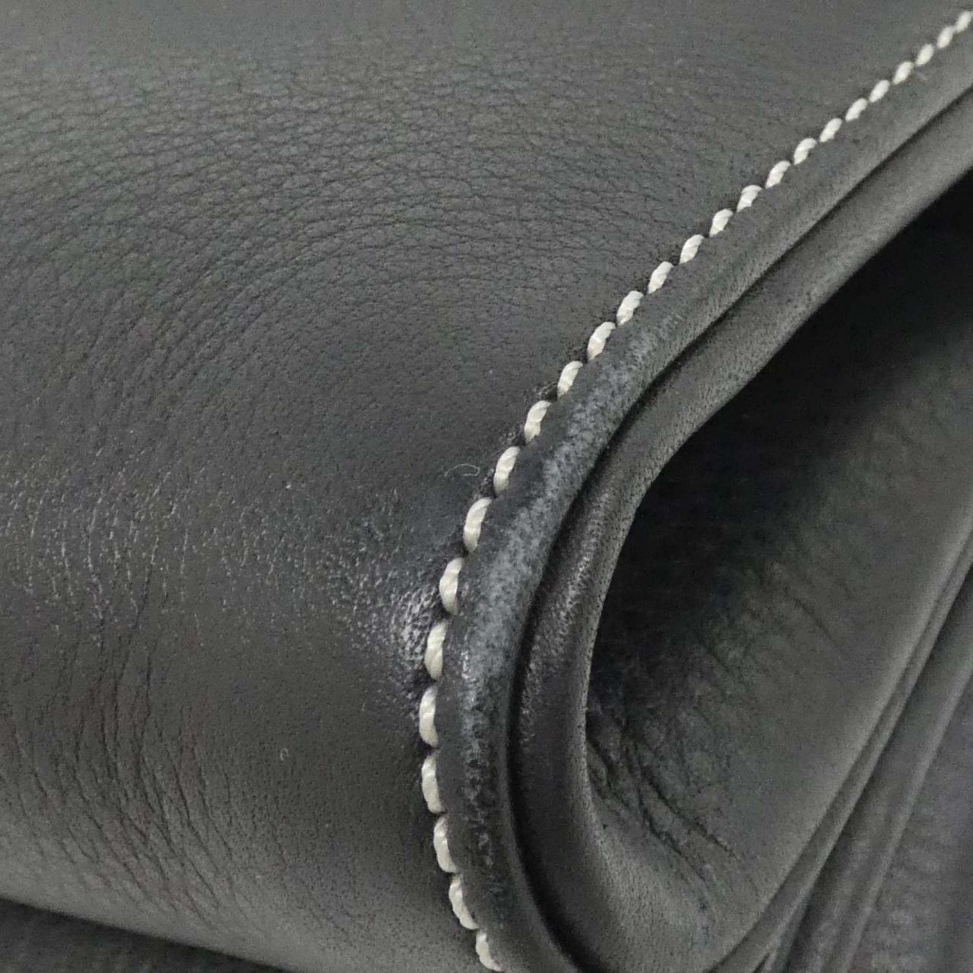 Christian Dior Black Leather Handbag (Pre-Owned)