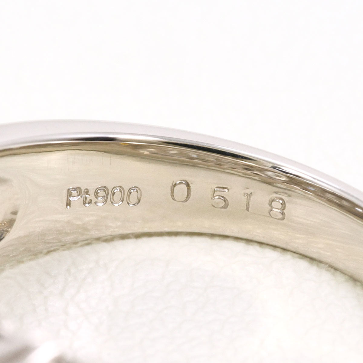 Unbranded Platinum Platinum 900 Band Ring (Pre-Owned)