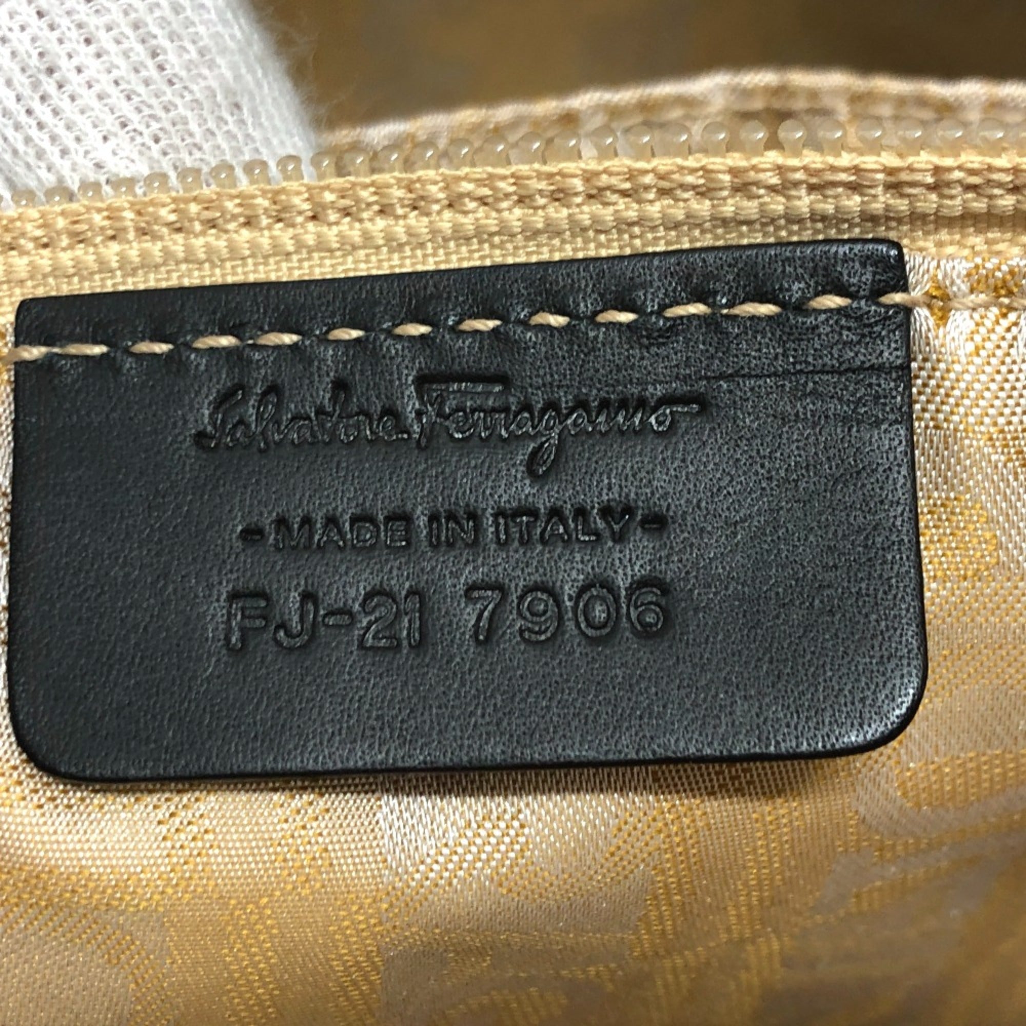 Salvatore Ferragamo Other Leather Tote Bag (Pre-Owned)