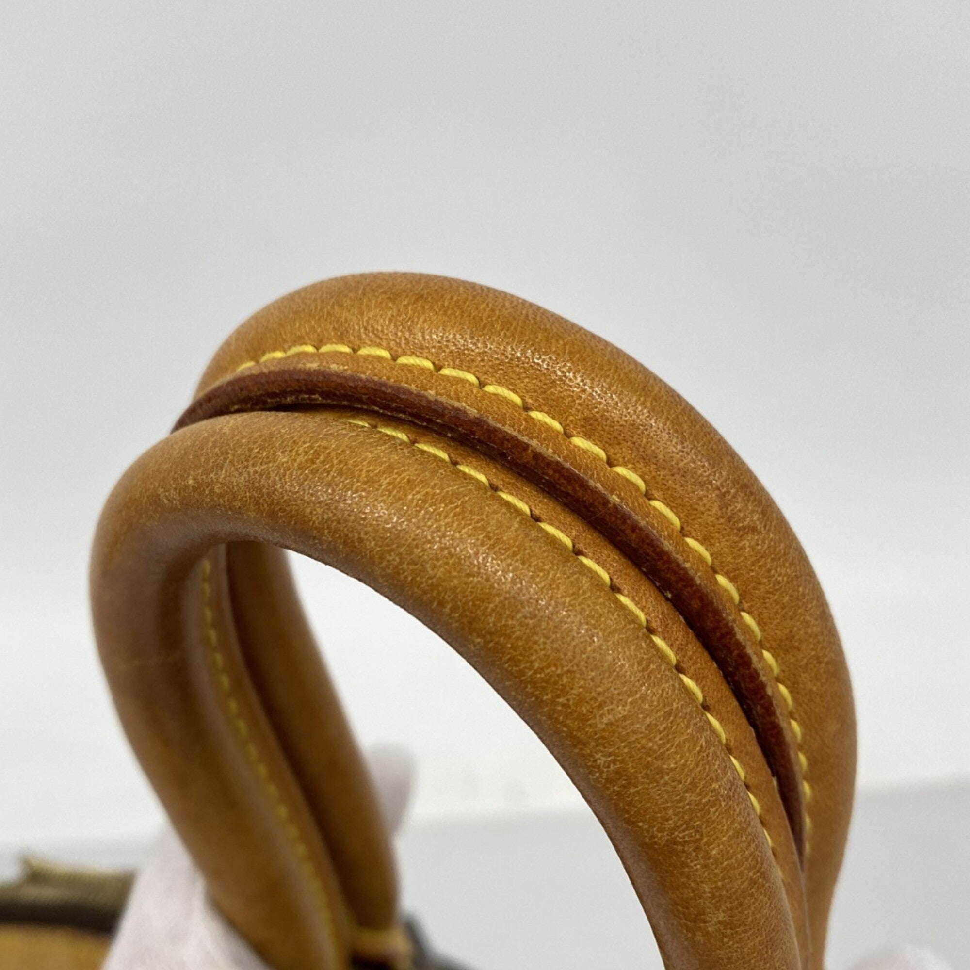 Louis Vuitton Brown Handbag (Pre-Owned)