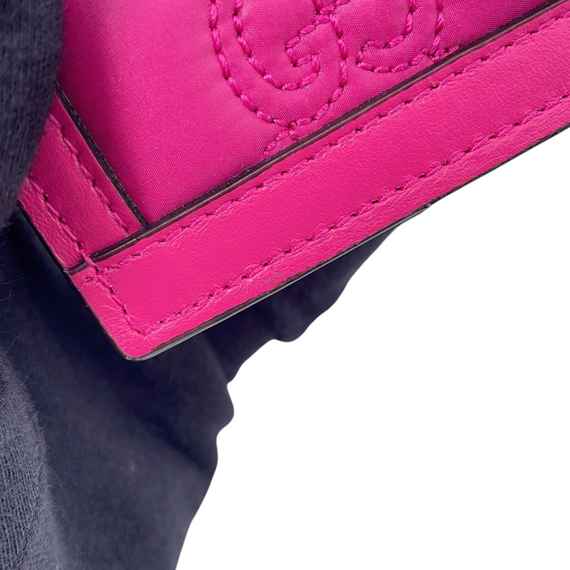 Gucci Pink Nylon Leather Handbag Shoulder Bag (Pre-Owned)
