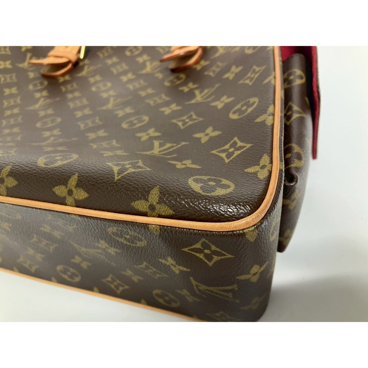 Louis Vuitton Brown Handbag (Pre-Owned)