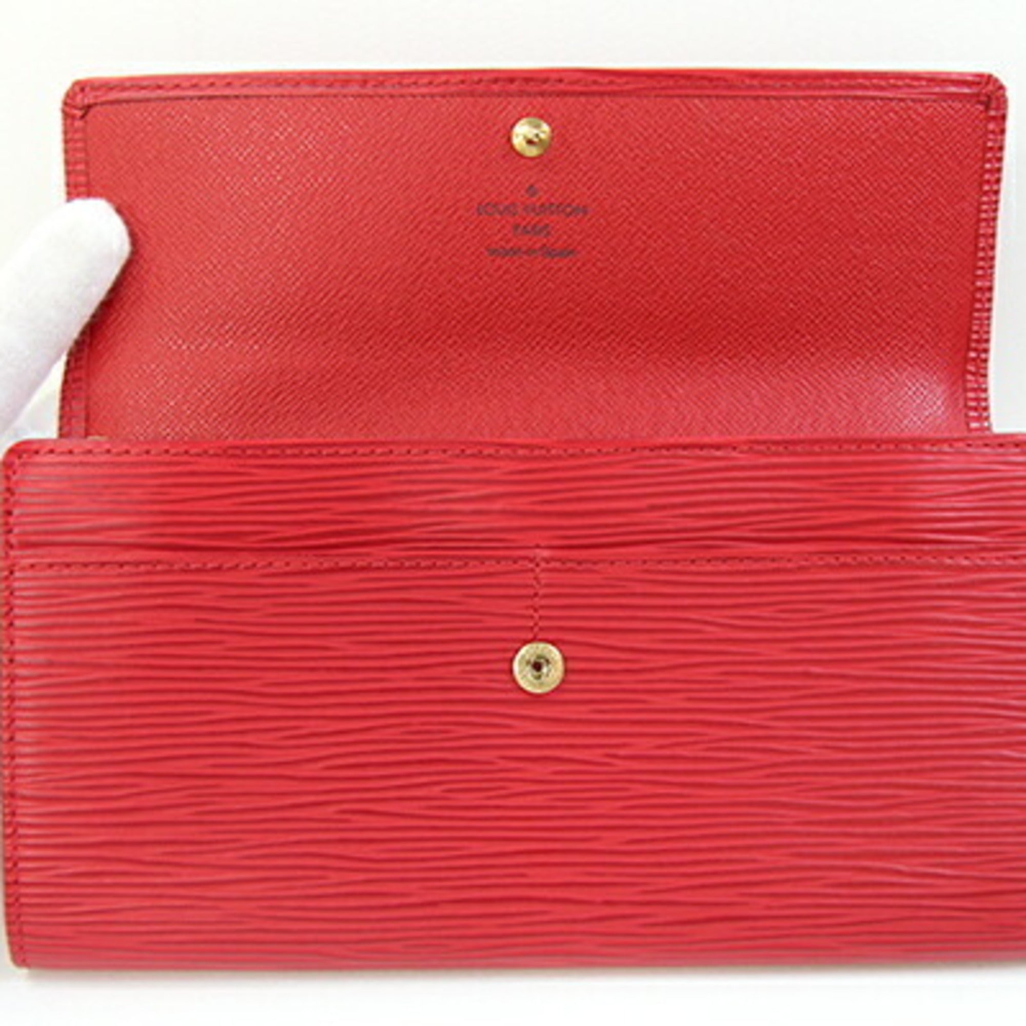 Louis Vuitton Epi Castilian Red Long Wallet (Bi-Fold) (Pre-Owned)