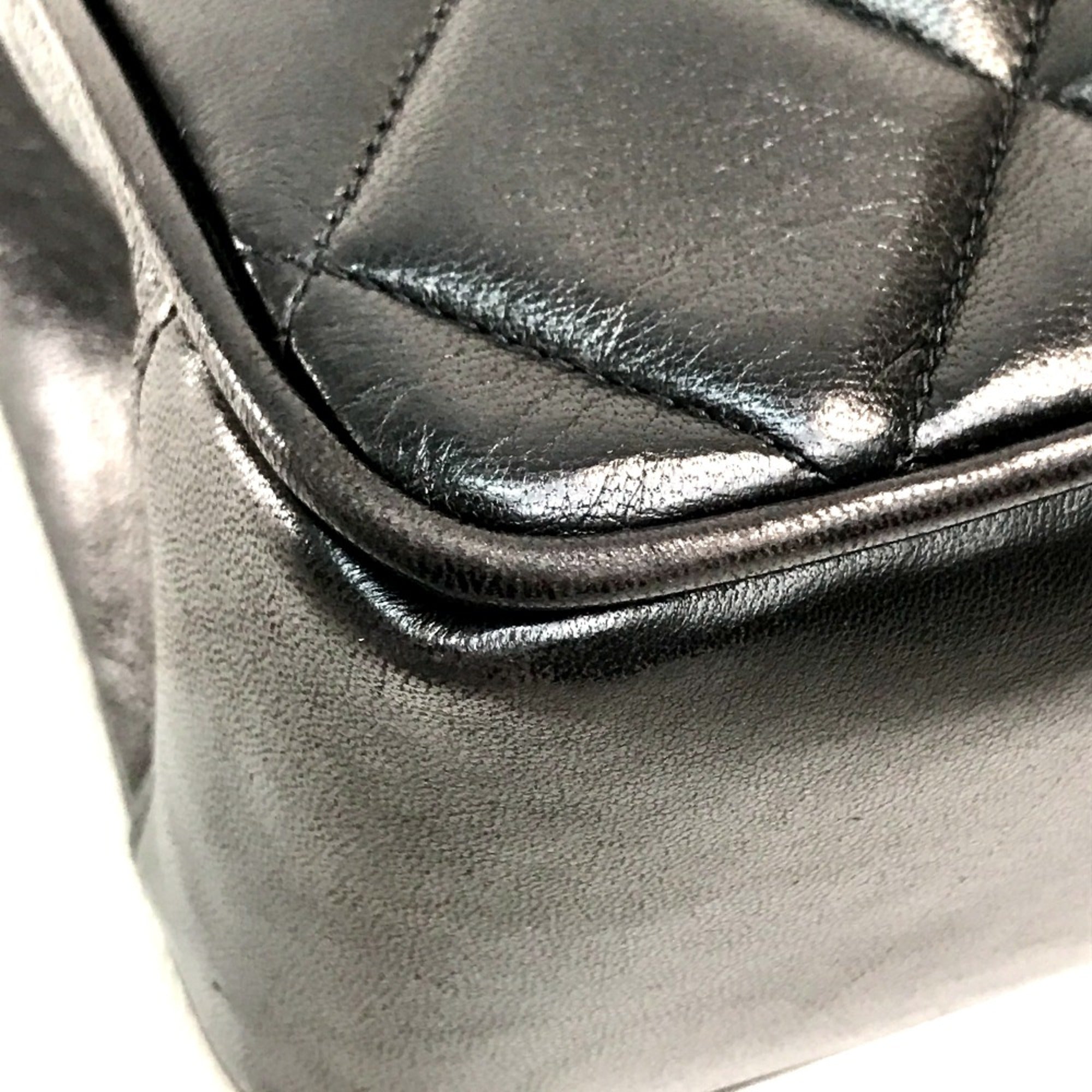 Chanel Black Leather Tote Bag (Pre-Owned)