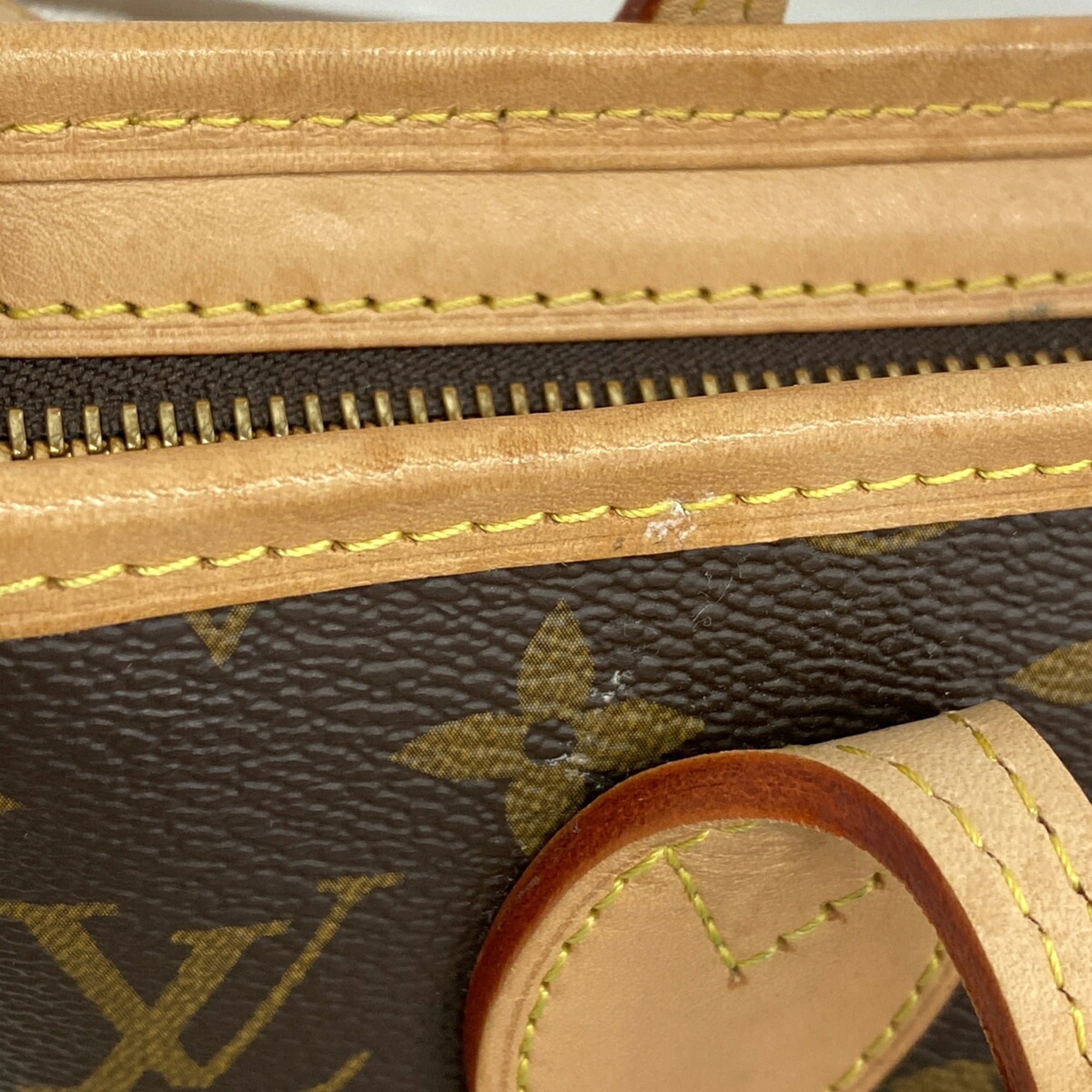 Louis Vuitton Brown Handbag (Pre-Owned)