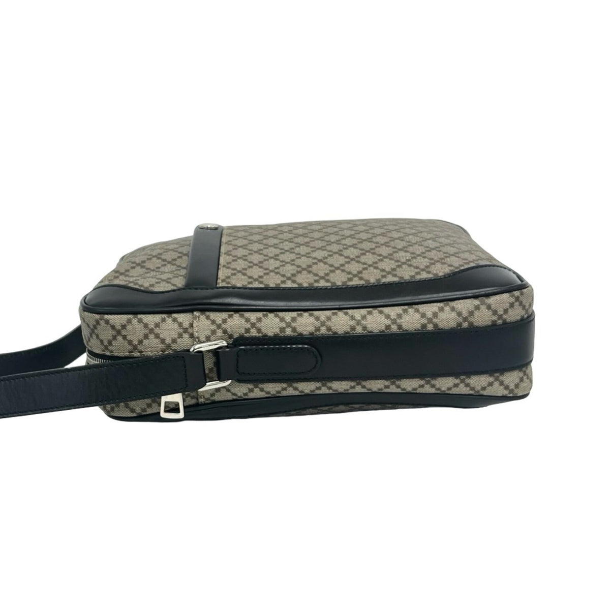 Gucci Beige Black Pvc Leather Pochette Shoulder Bag (Pre-Owned)