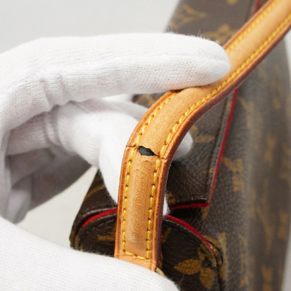 Louis Vuitton Brown Handbag (Pre-Owned)
