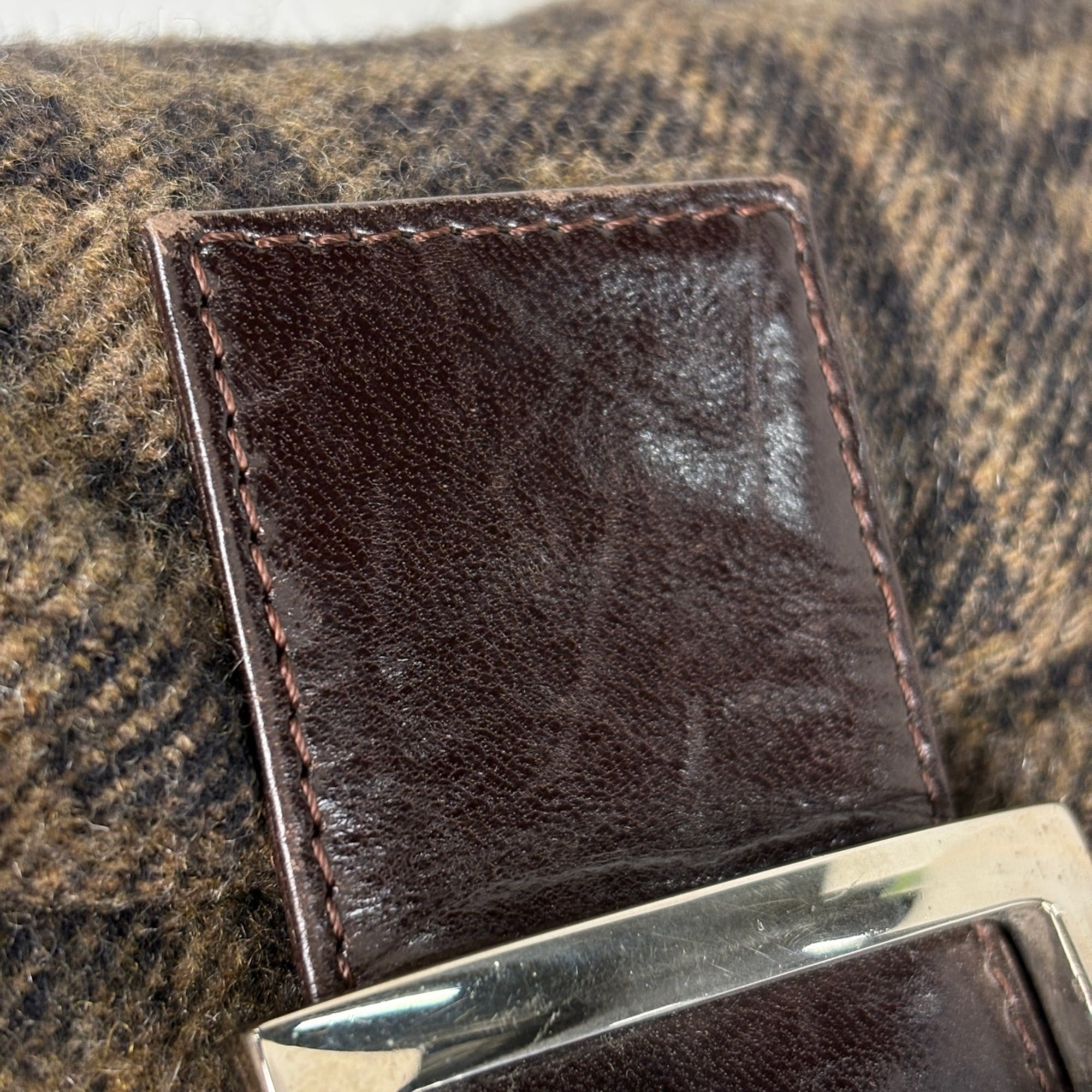 Fendi Brown Leather Fabric Handbag (Pre-Owned)