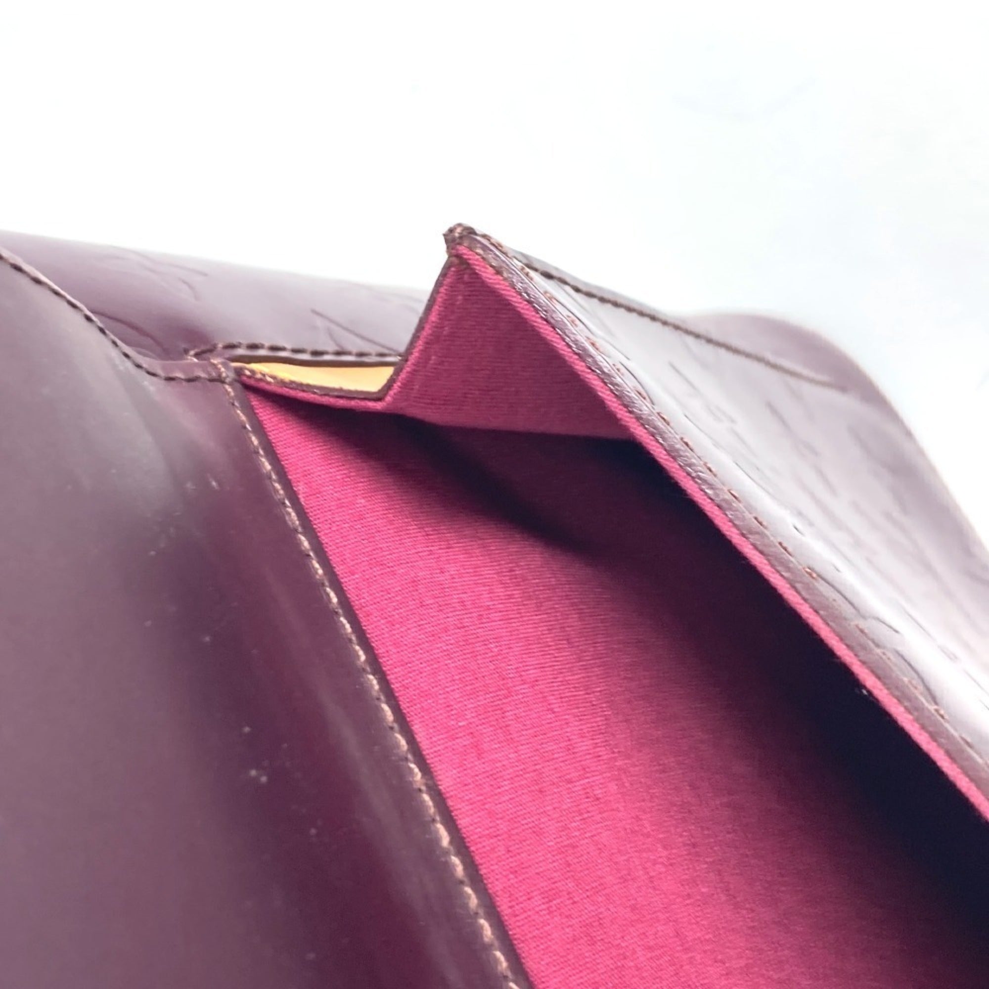 Louis Vuitton Purple Violet Monogram Mat Shoulder Bag (Pre-Owned)