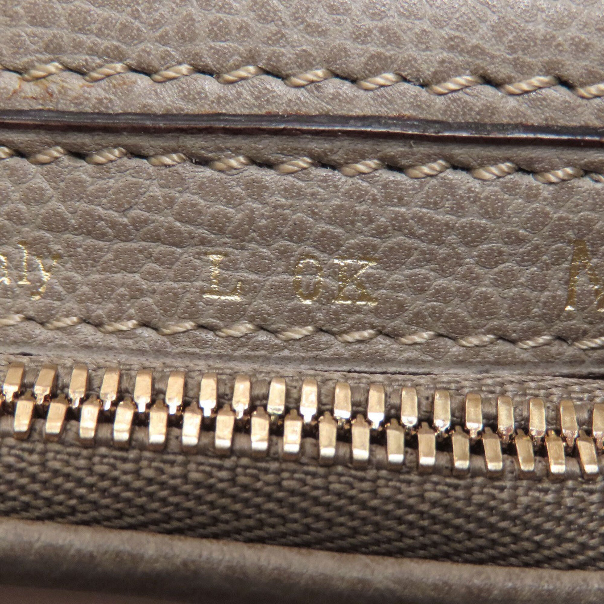 Valextra Beige Leather Handbag (Pre-Owned)