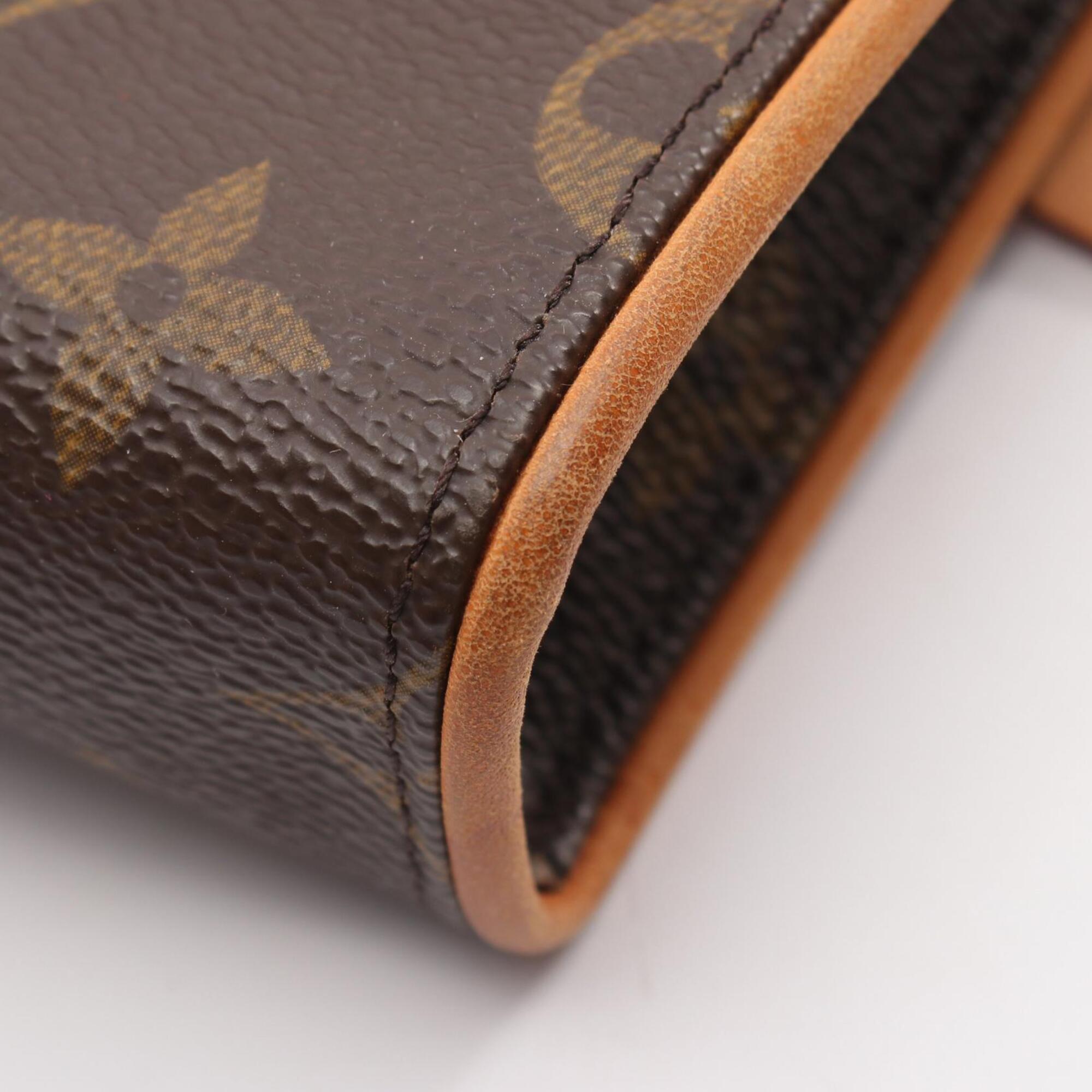Louis Vuitton Brown Monogram Leather Fanny Pack Handbag (Pre-Owned)