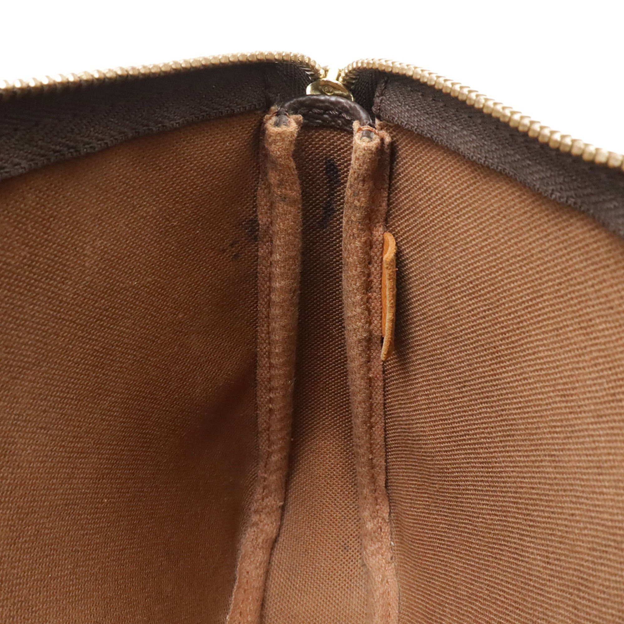 Louis Vuitton Monogram Brown Monogram Handbag Pochette (Pre-Owned)