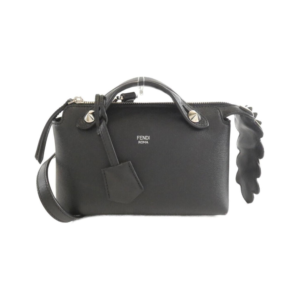 Fendi Silver Leather Handbag (Pre-Owned)