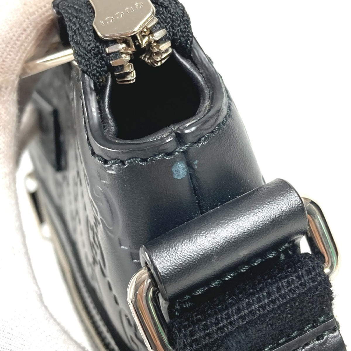 Gucci Black Pochette Shoulder Bag (Pre-Owned)