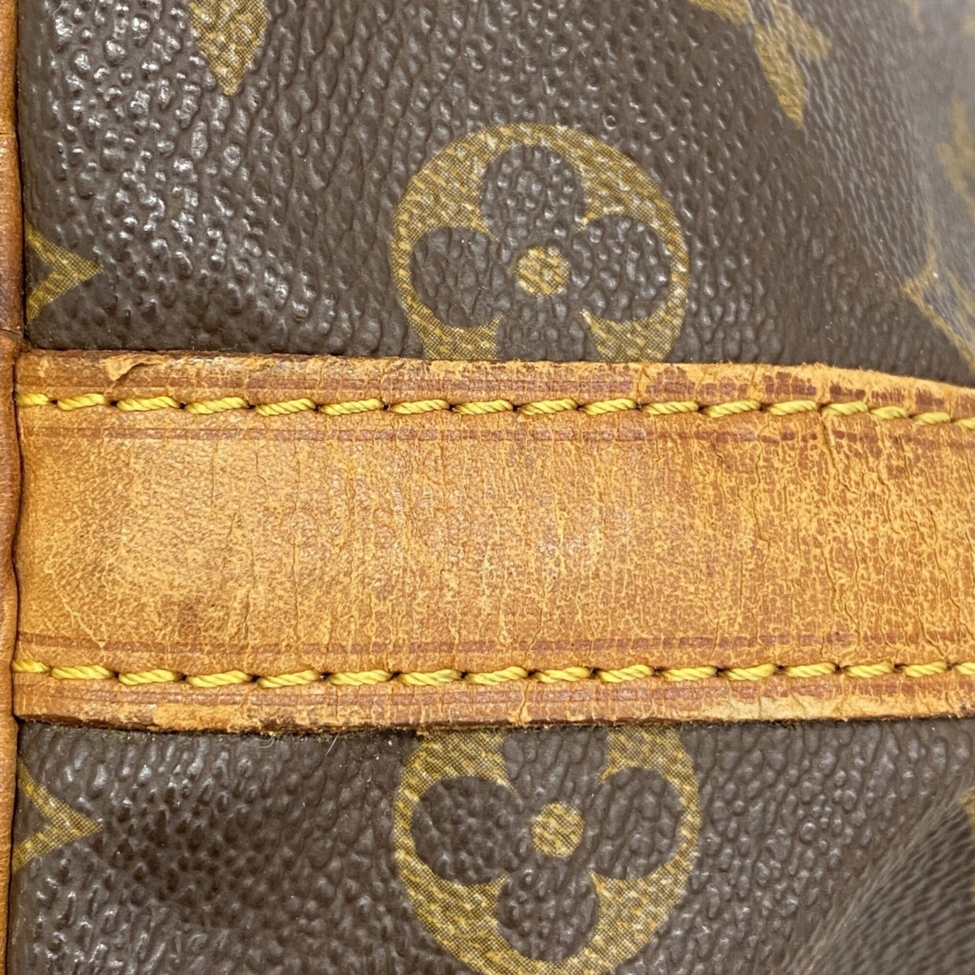 Louis Vuitton Brown Shoulder Bag (Pre-Owned)