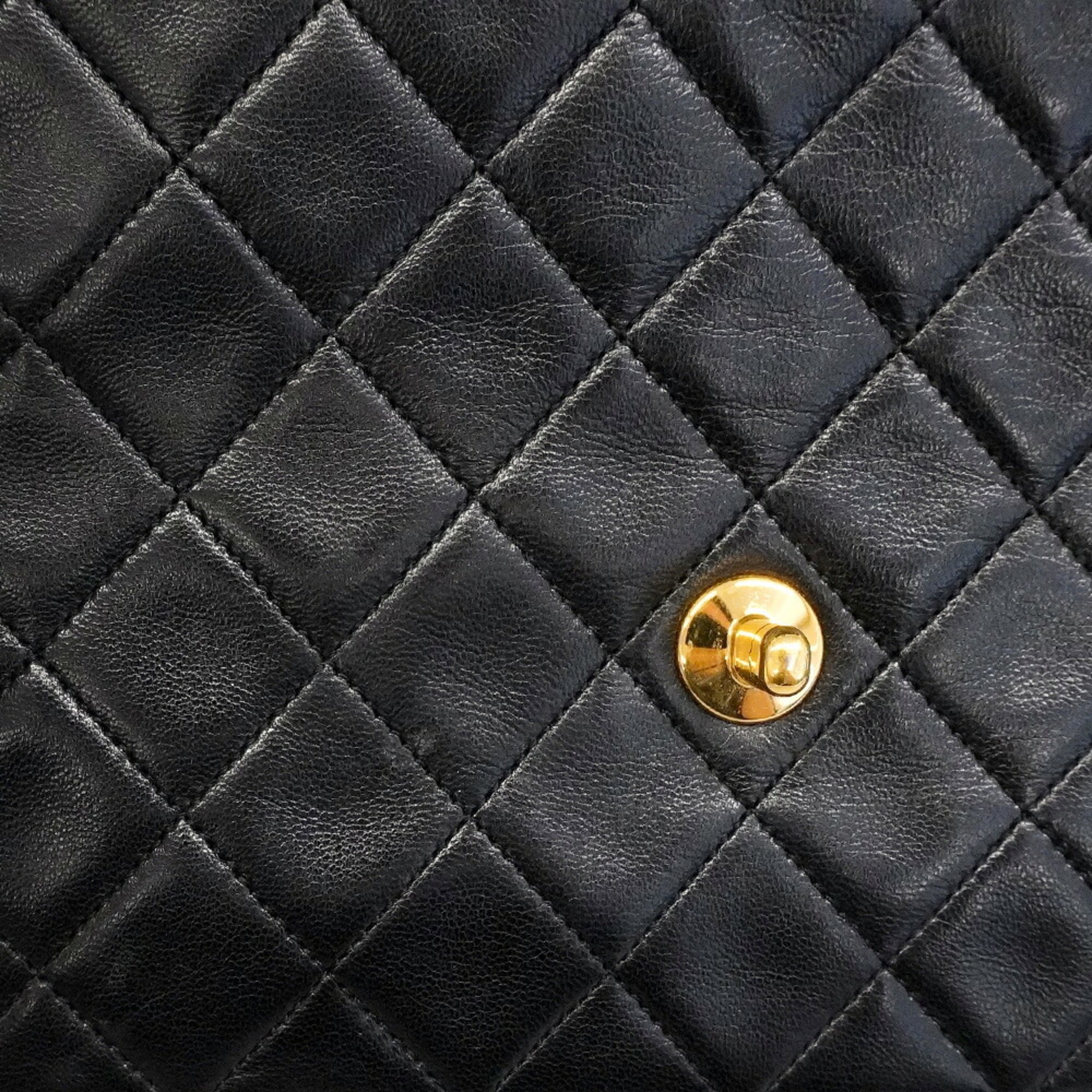 Chanel Black Leather Shoulder Bag (Pre-Owned)