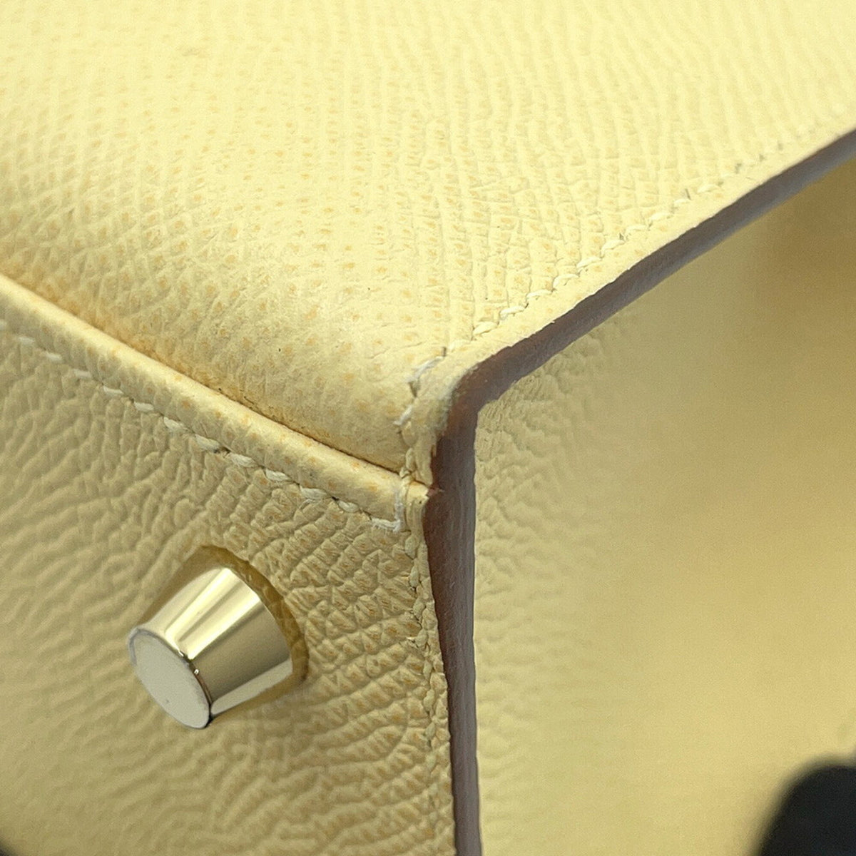 Hermes Kelly Jaune Epsom Leather Handbag (Pre-Owned)
