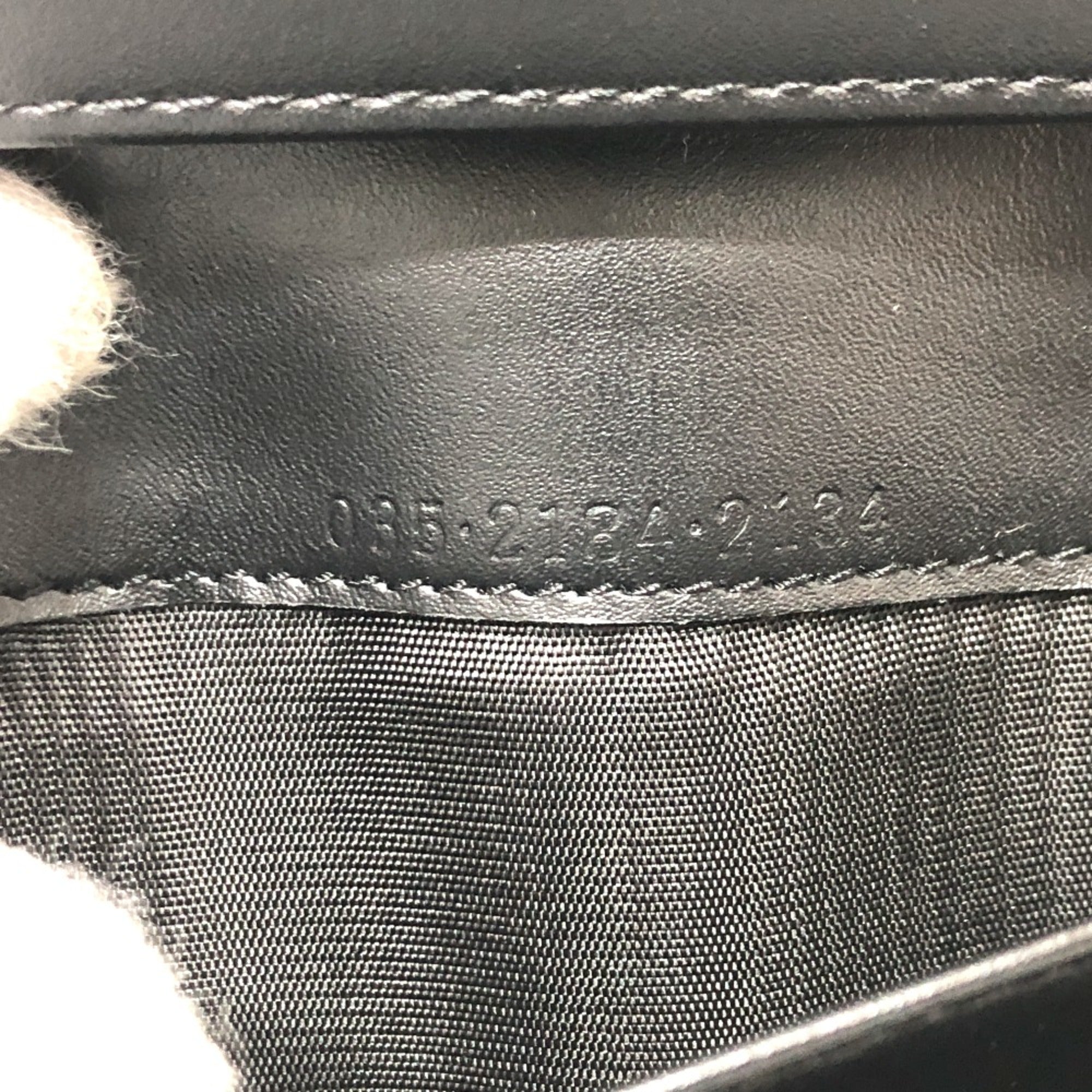 Gucci Black Other Wallet (Bi-Fold) (Pre-Owned)