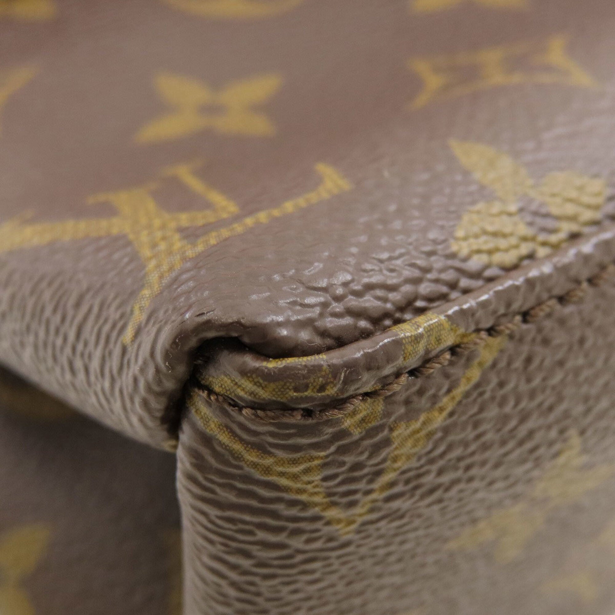 Louis Vuitton Coquelicots Epi Leather Shoulder Bag (Pre-Owned)