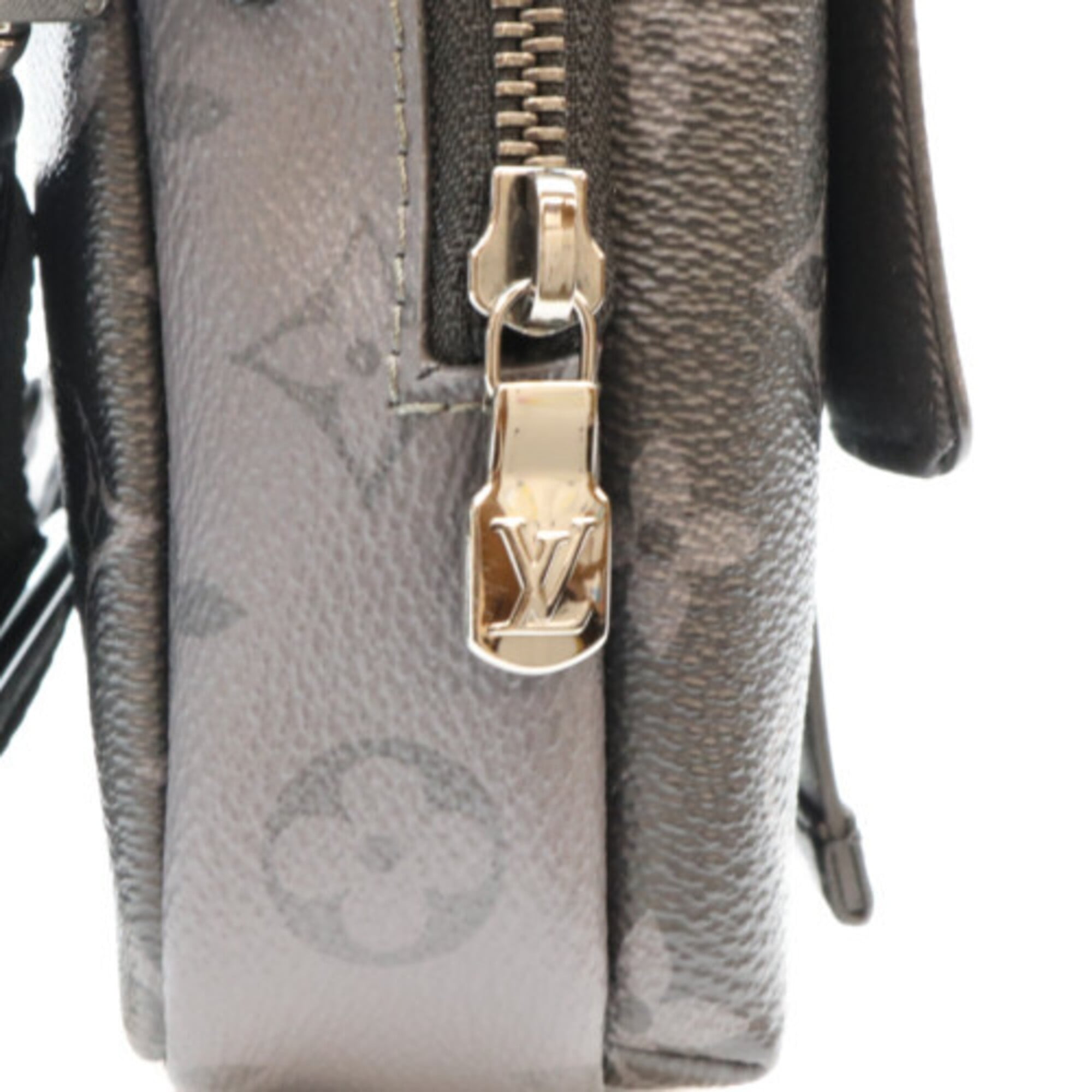 Louis Vuitton Black Monogram Eclipse Pouch Shoulder Bag (Pre-Owned)