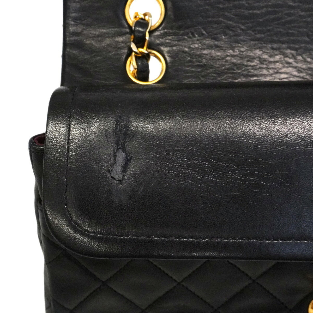 Chanel Black Leather Shoulder Bag (Pre-Owned)