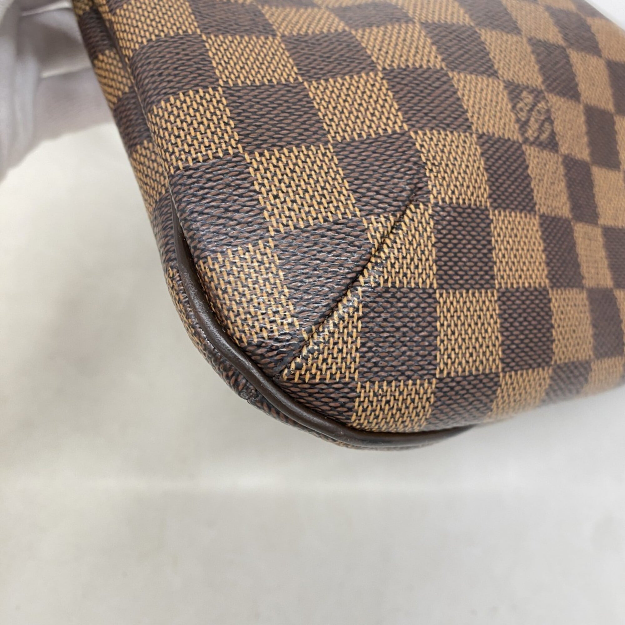 Louis Vuitton Ebene Shoulder Bag (Pre-Owned)