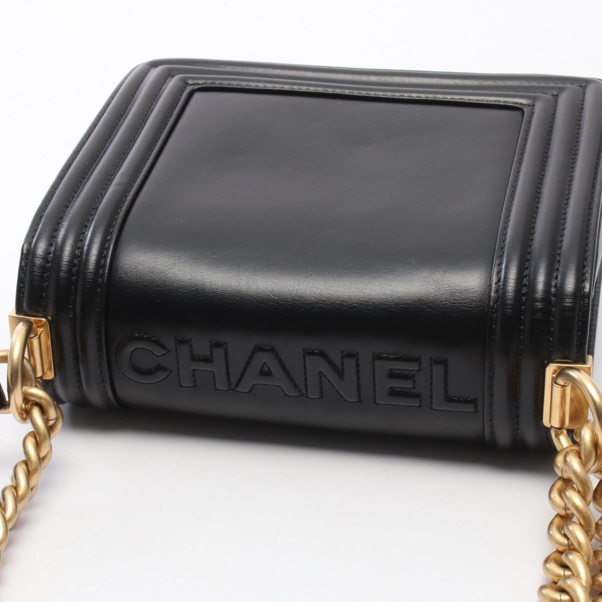 Chanel Black Leather Handbag Shoulder Bag (Pre-Owned)
