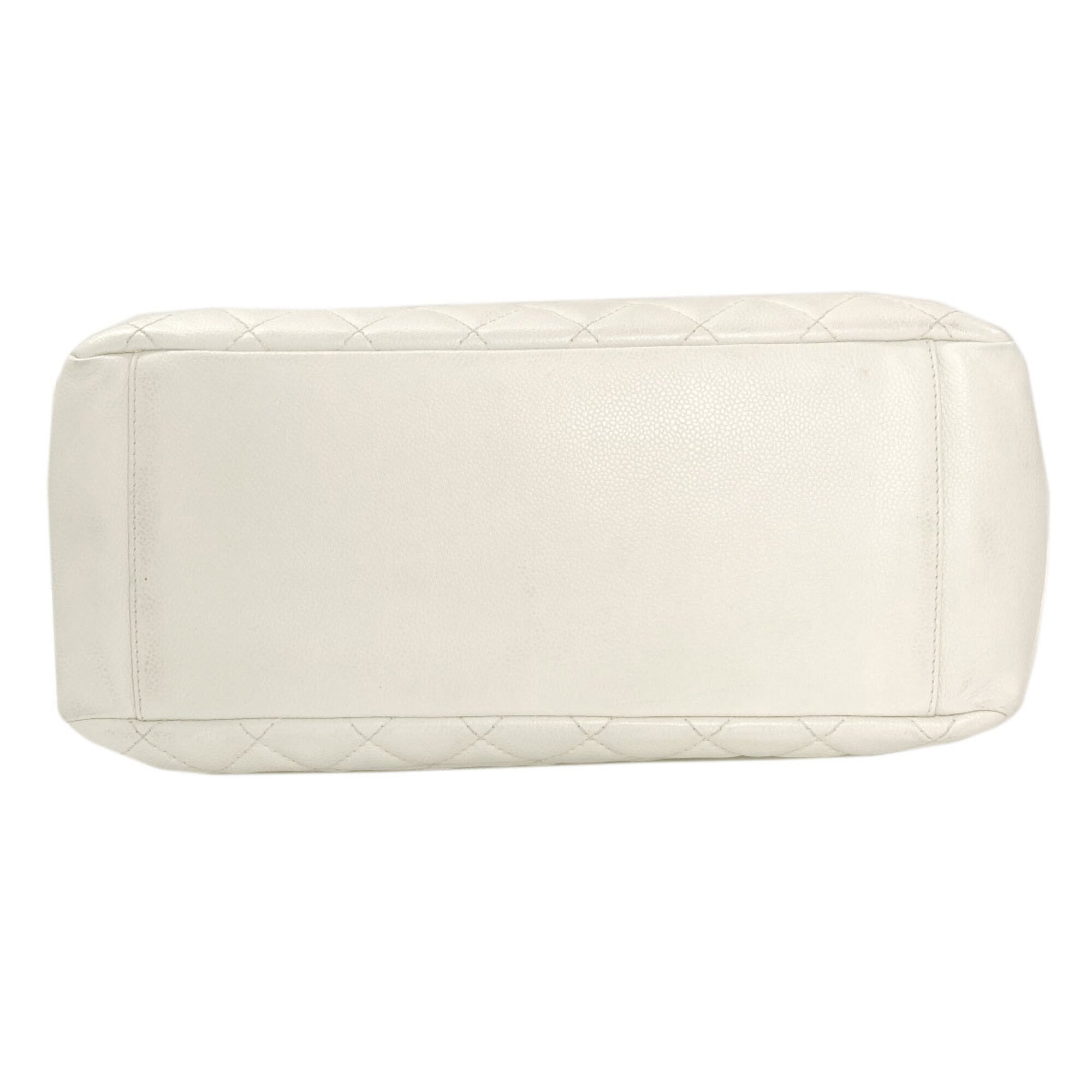 Chanel Matelasse White Tote Bag (Pre-Owned)