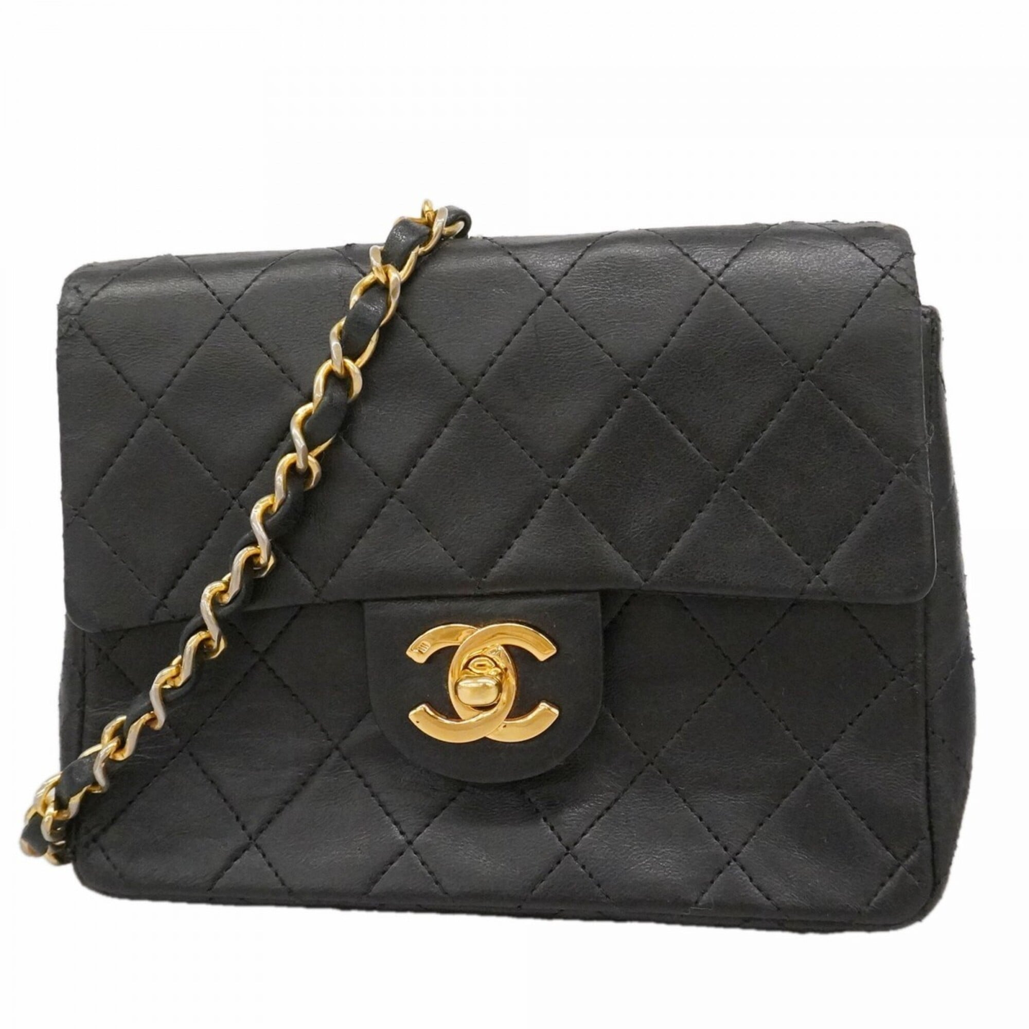 Chanel Black Leather Shoulder Bag (Pre-Owned)