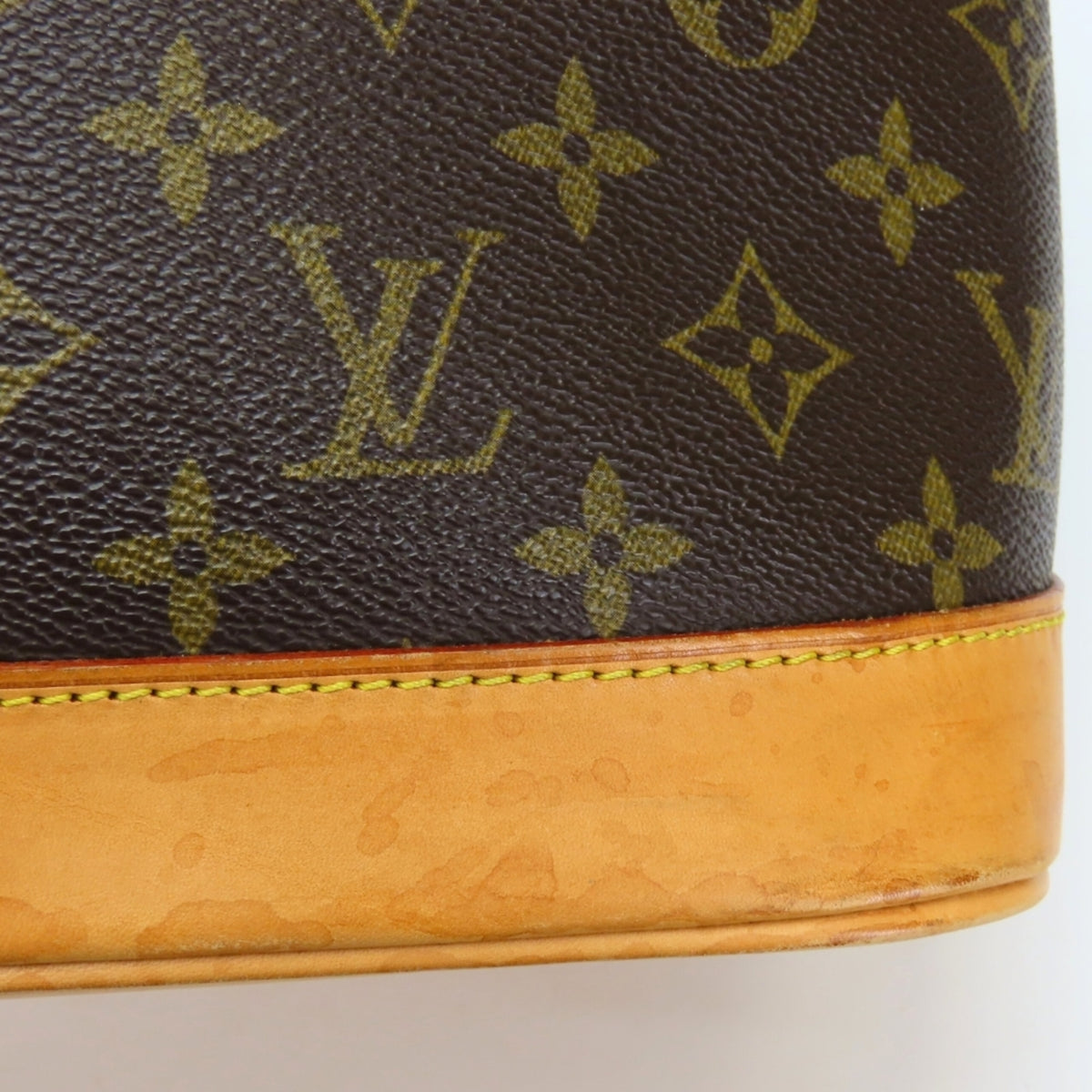 Louis Vuitton Brown Monogram Monogram Handbag (Pre-Owned)