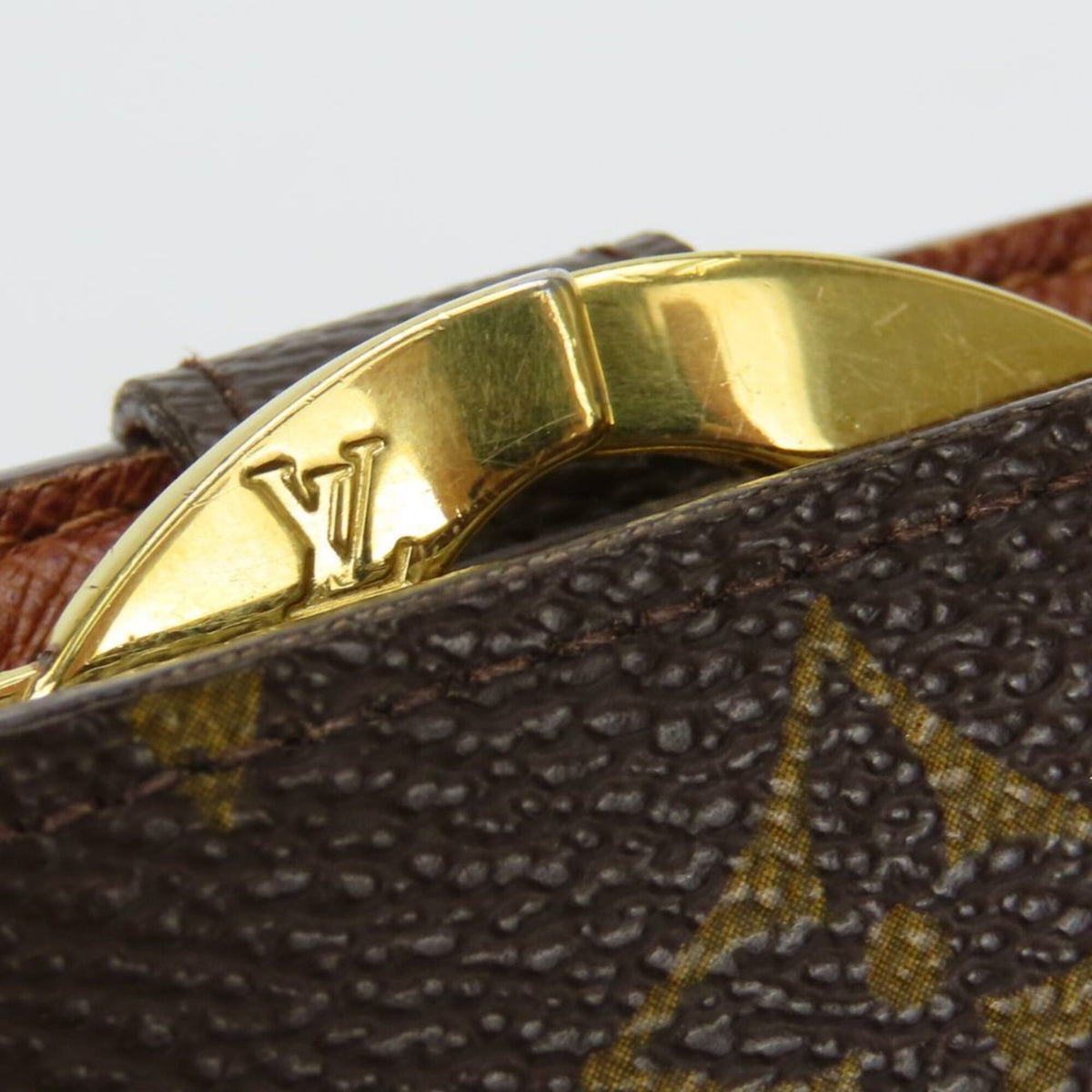 Louis Vuitton Brown Monogram Wallet (Bi-Fold) (Pre-Owned)