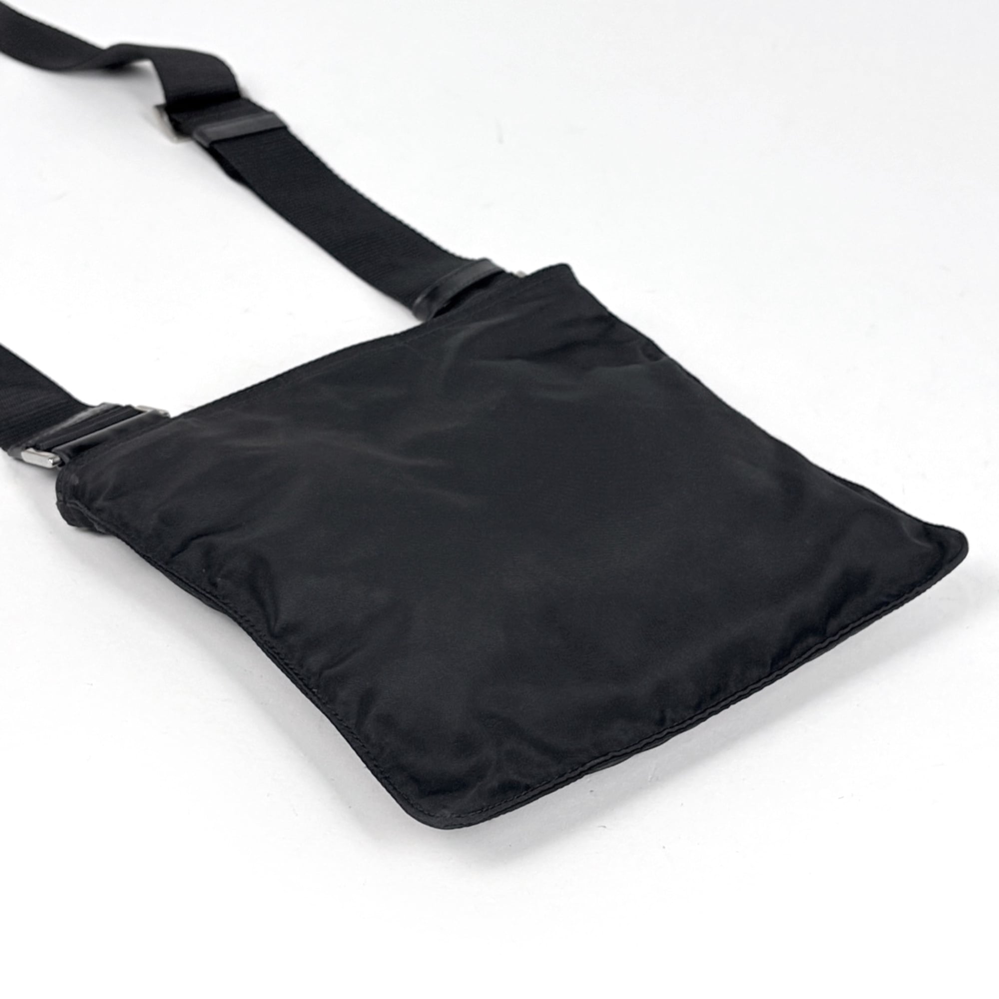 Prada Black Nylon Shoulder Bag (Pre-Owned)