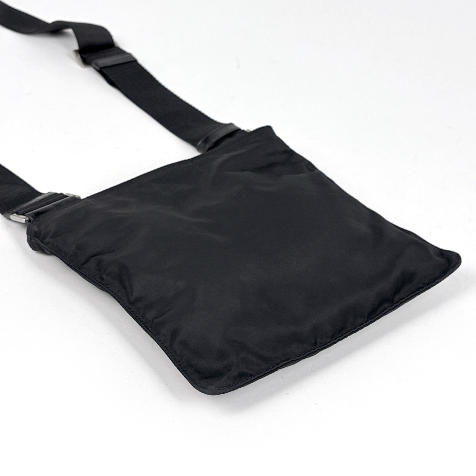 Prada Black Nylon Shoulder Bag (Pre-Owned)