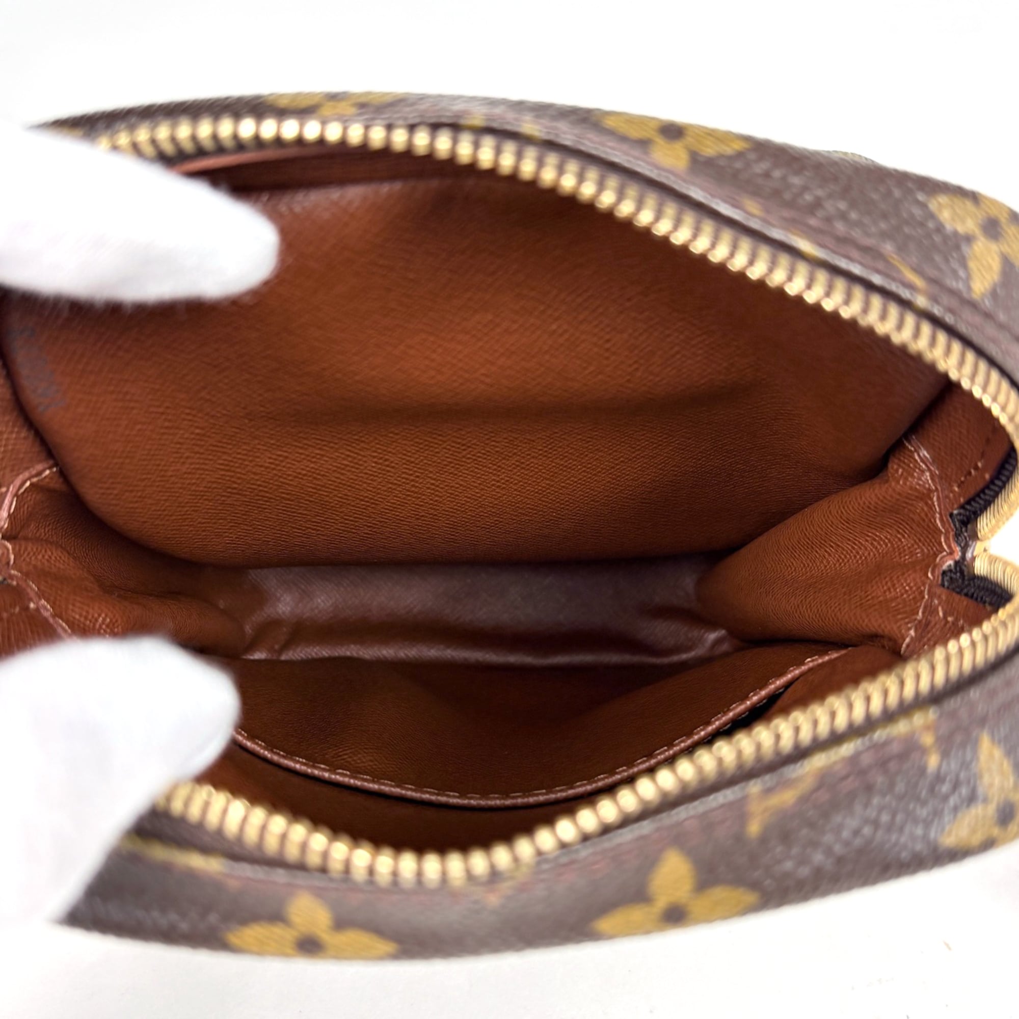 Louis Vuitton Brown Monogram Shoulder Bag (Pre-Owned)