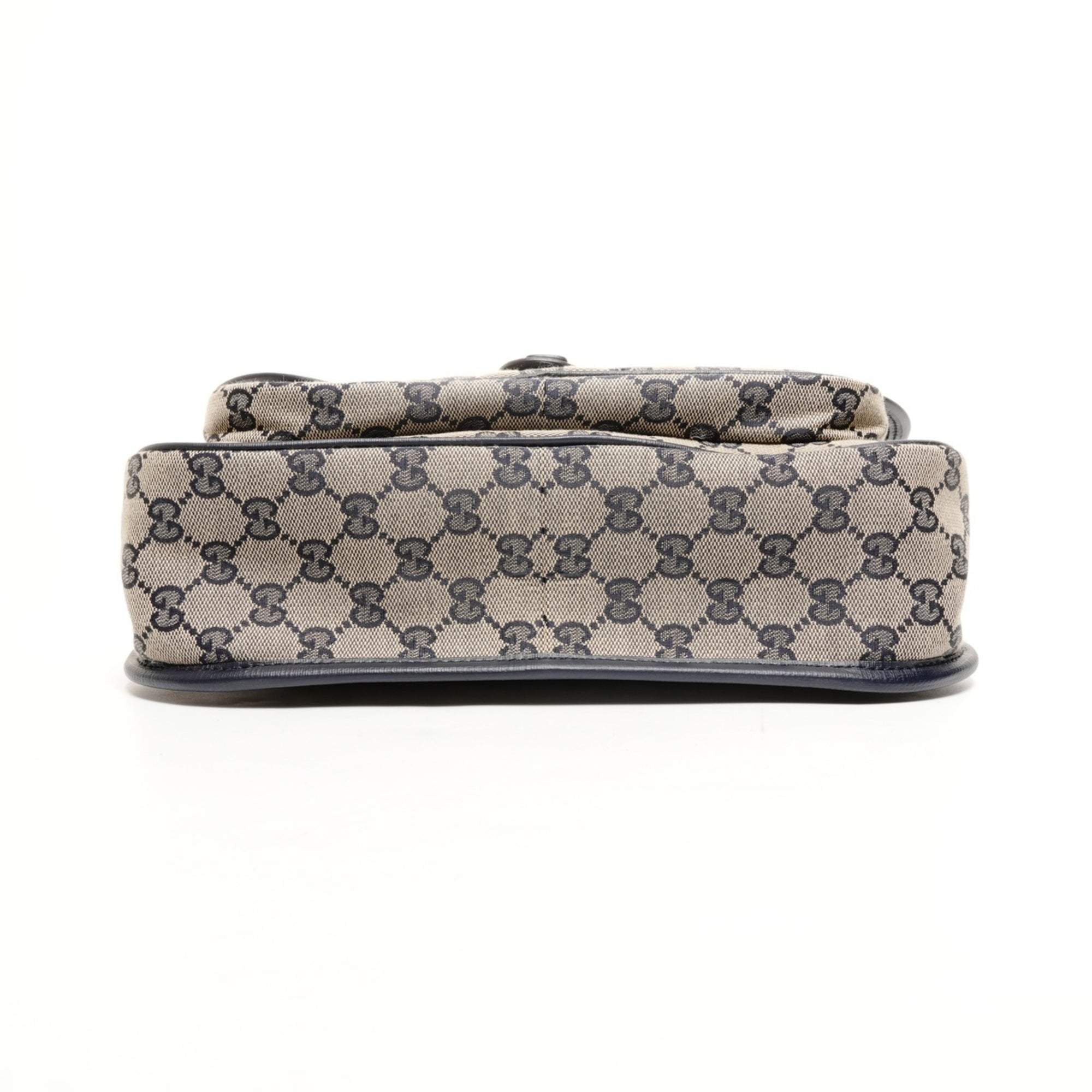 Gucci Beige Messenger Bag Shoulder Bag (Pre-Owned)