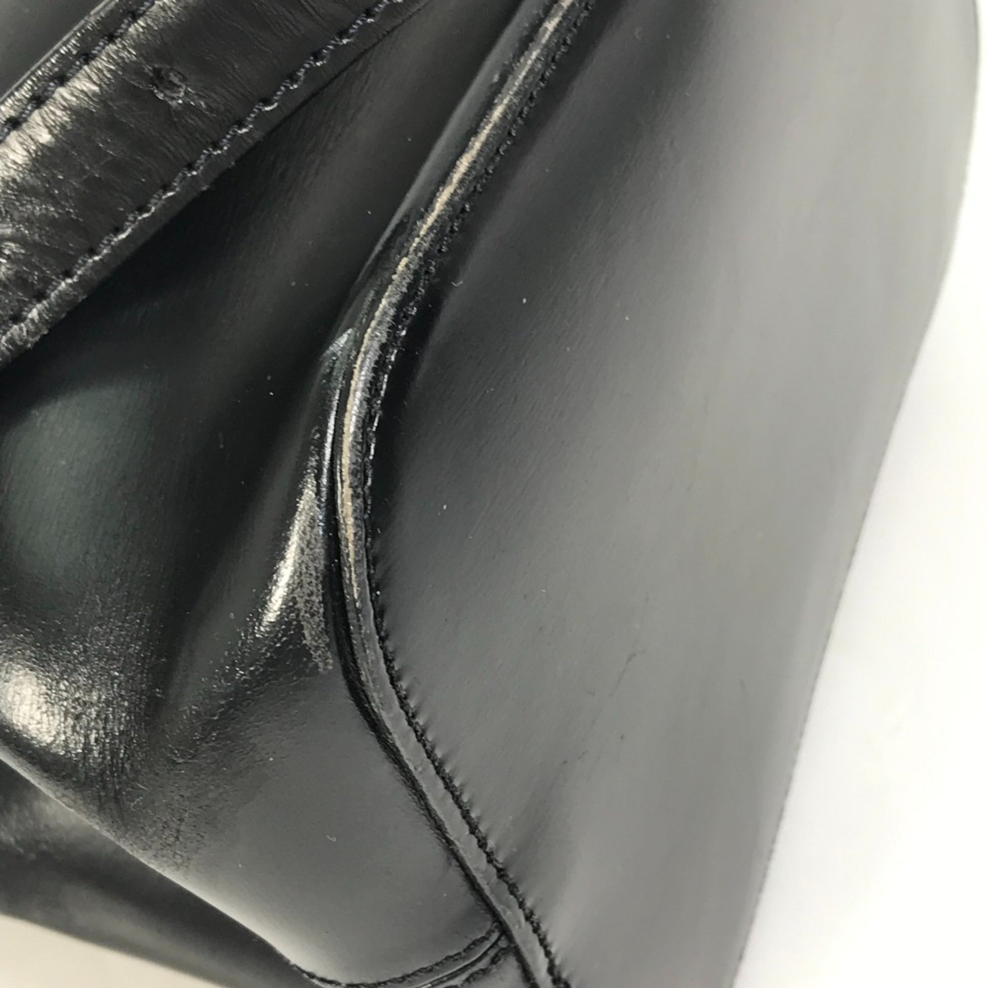 Cartier Black Leather Shoulder Bag (Pre-Owned)