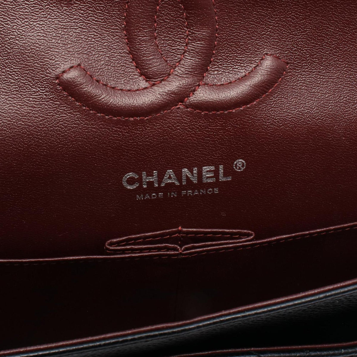 Chanel Black Grained Calfskin Handbag Shoulder Bag (Pre-Owned)