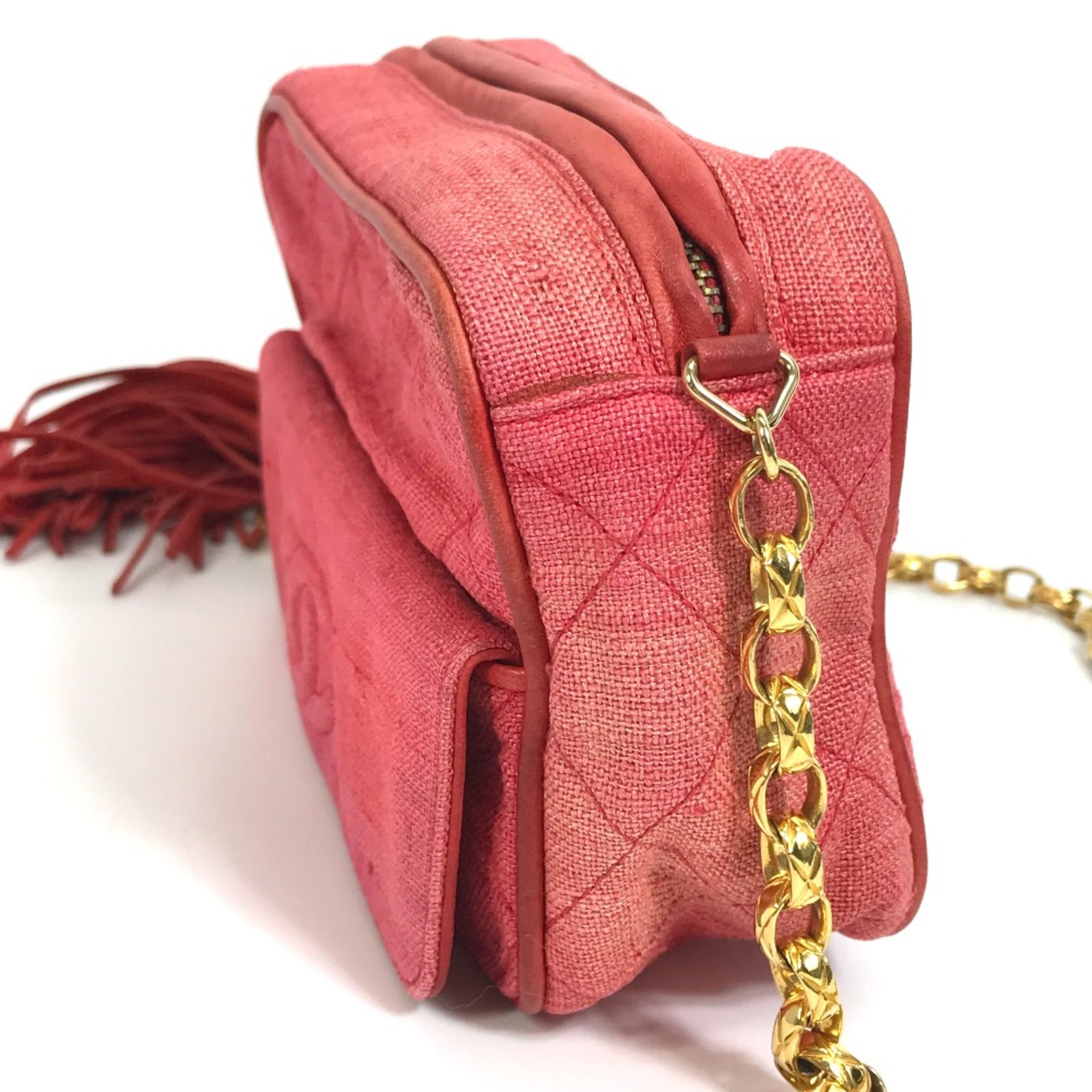 Chanel Red Cloth Shoulder Bag (Pre-Owned)