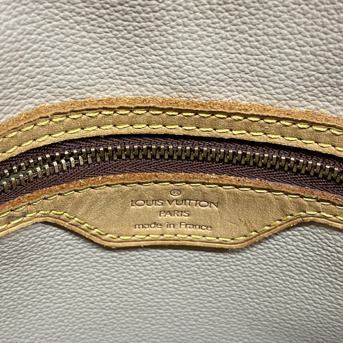 Louis Vuitton Brown Tote Bag (Pre-Owned)