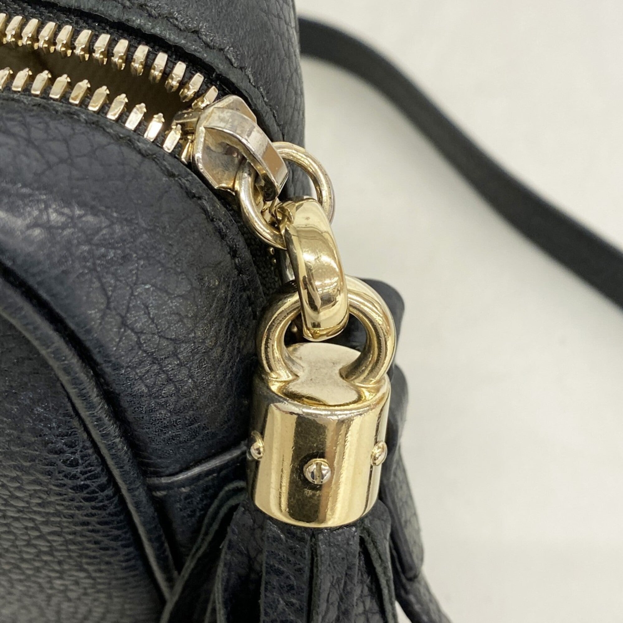 Gucci Black Leather Shoulder Bag (Pre-Owned)